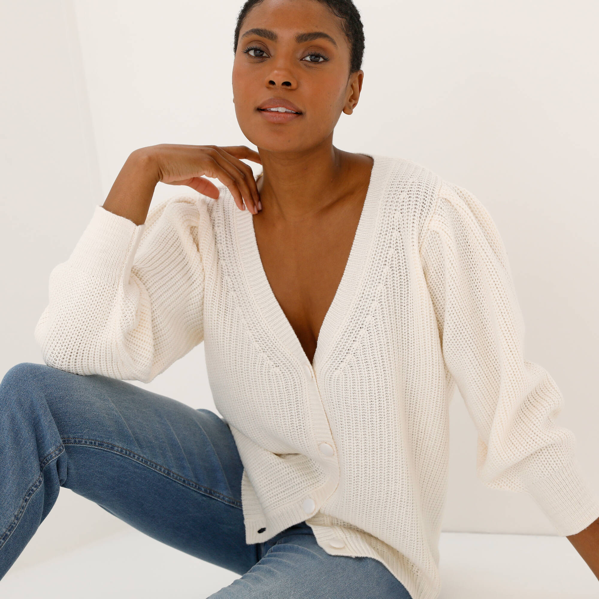 Gilet boutonné col V, maille anglaise - Blancheporte