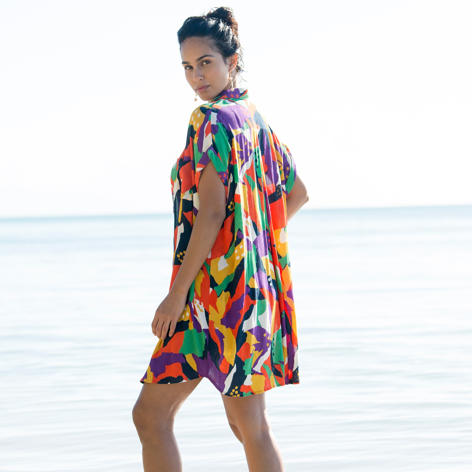 Blanche porte robe de plage store