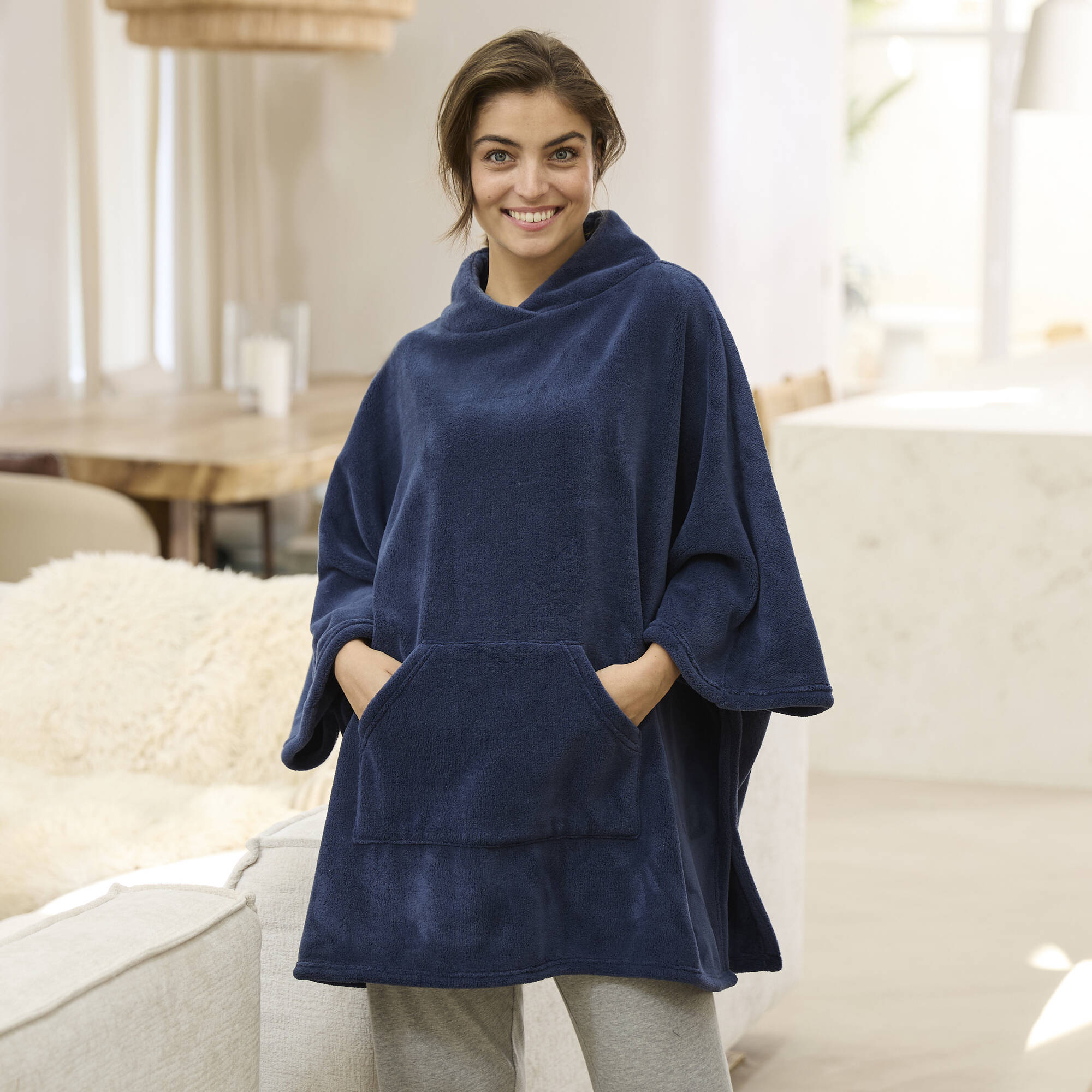 Poncho maille polaire toucher peluche marine Blancheporte