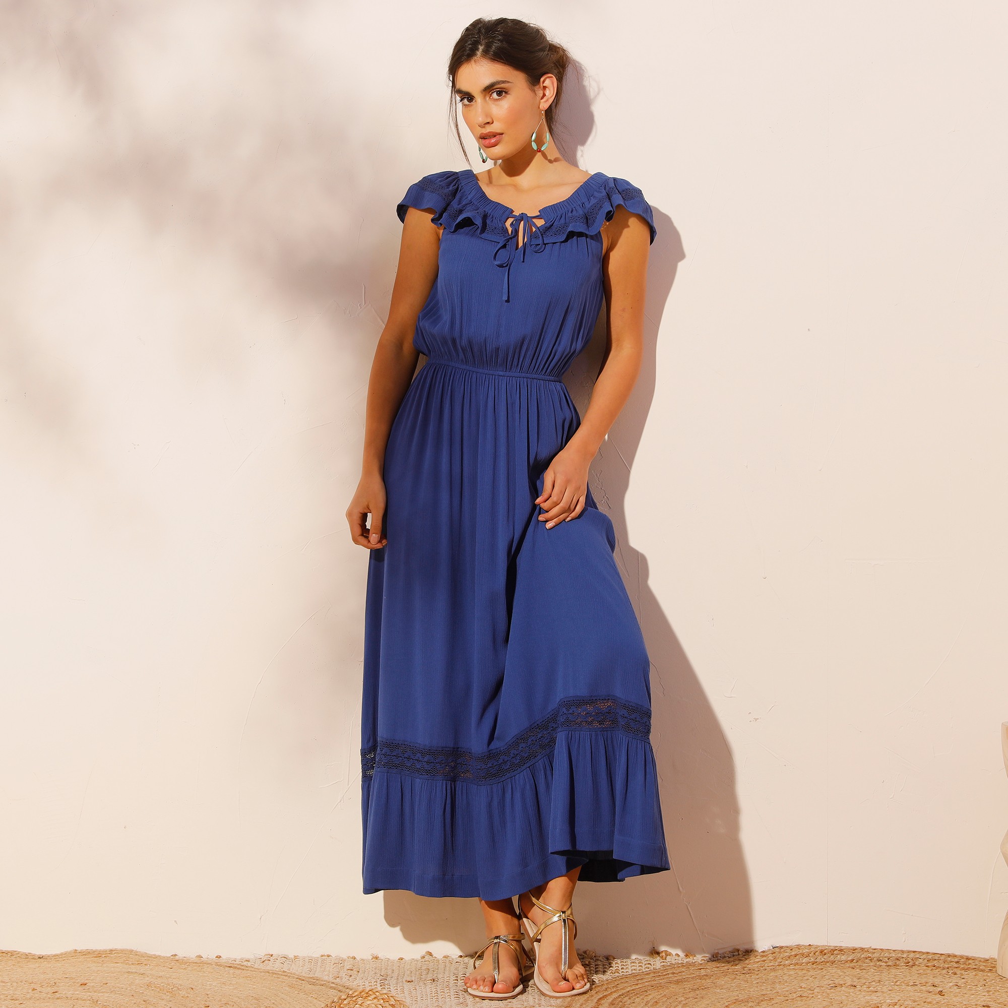 Robe longue à encolure volantée - 52 - Bleu - Coeur Au Sud