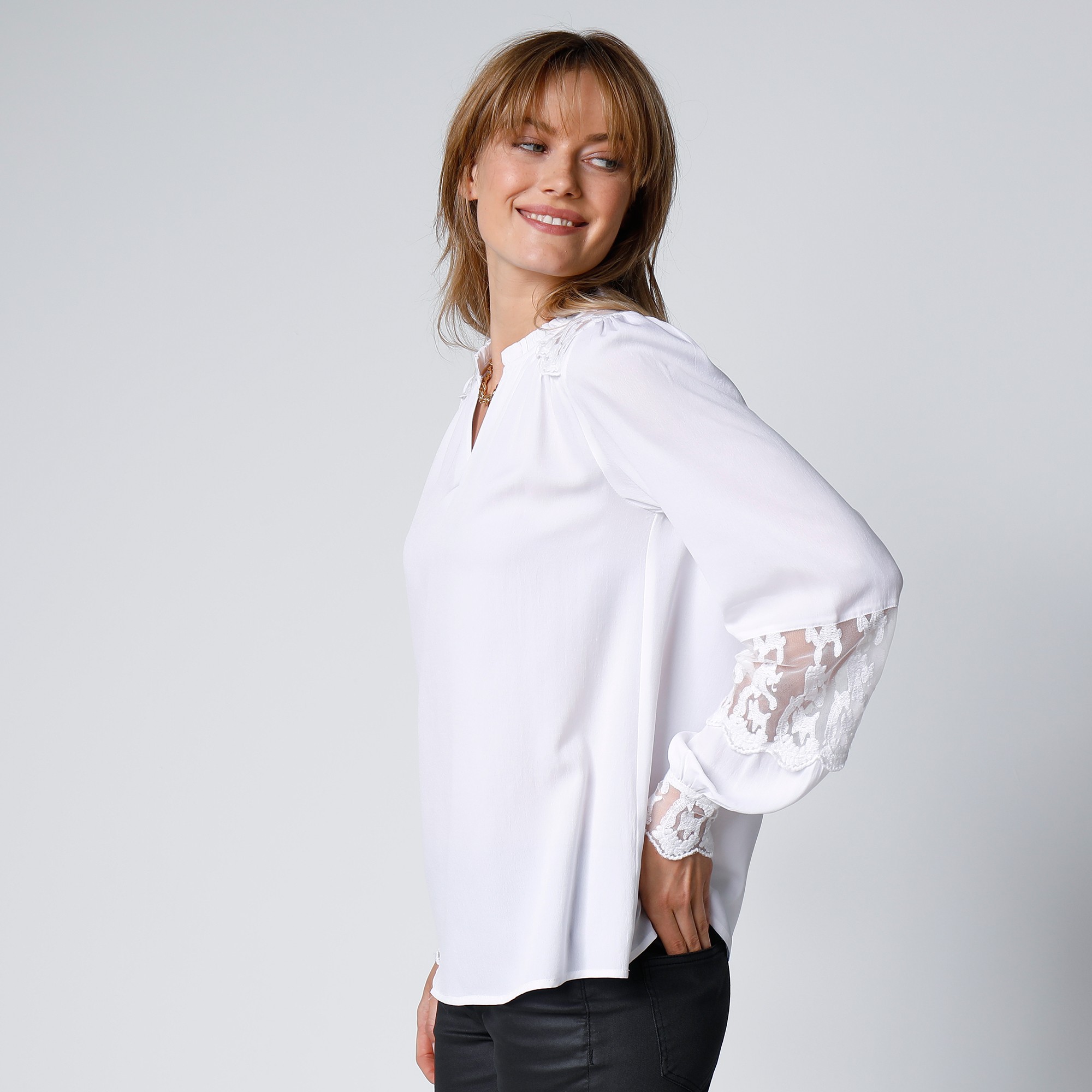 Blouse Dentelle Manches Longues Blousantes - Blancheporte
