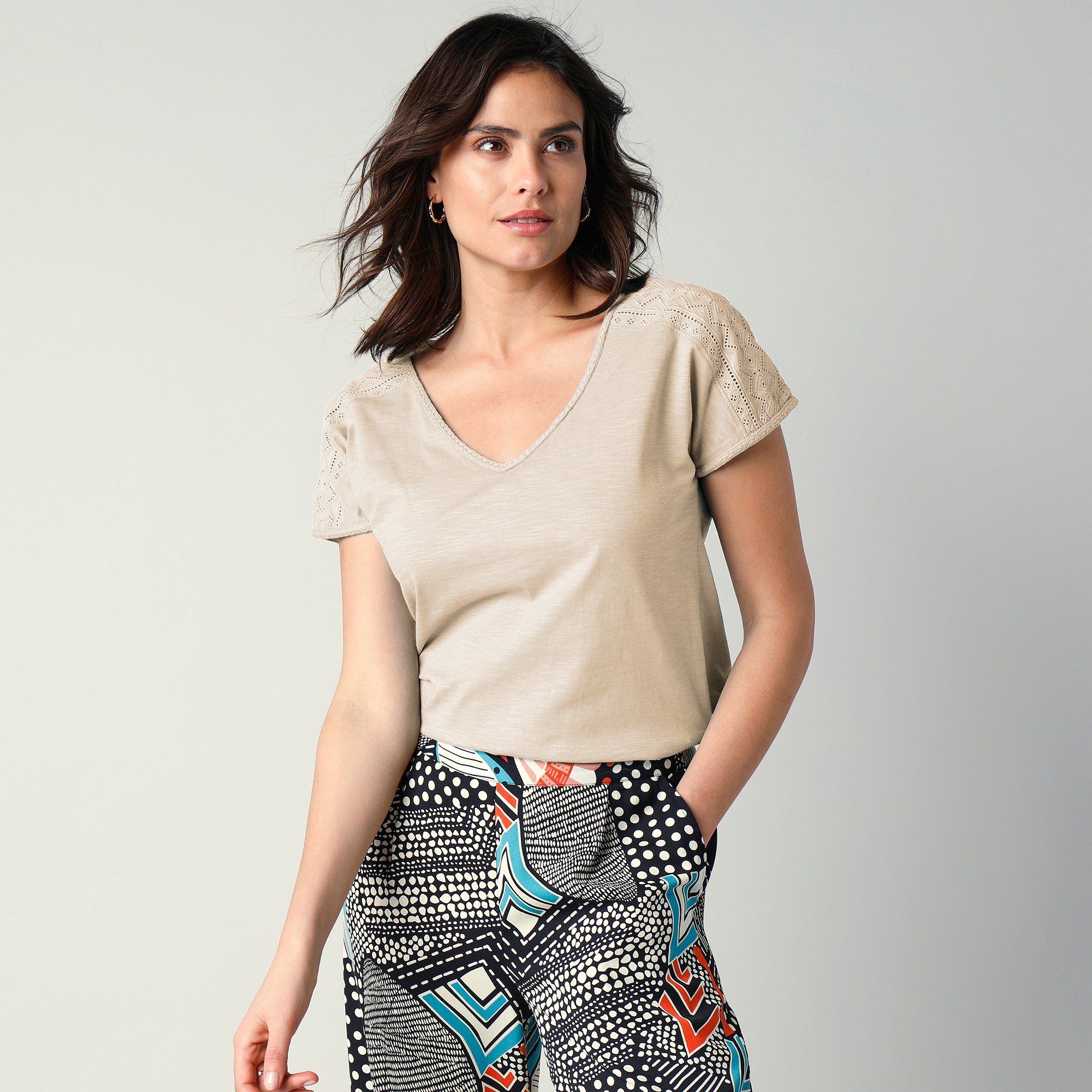 Tee-shirt Forme Boîte, Finition Broderie Et Tresse Fantaisie - Blancheporte