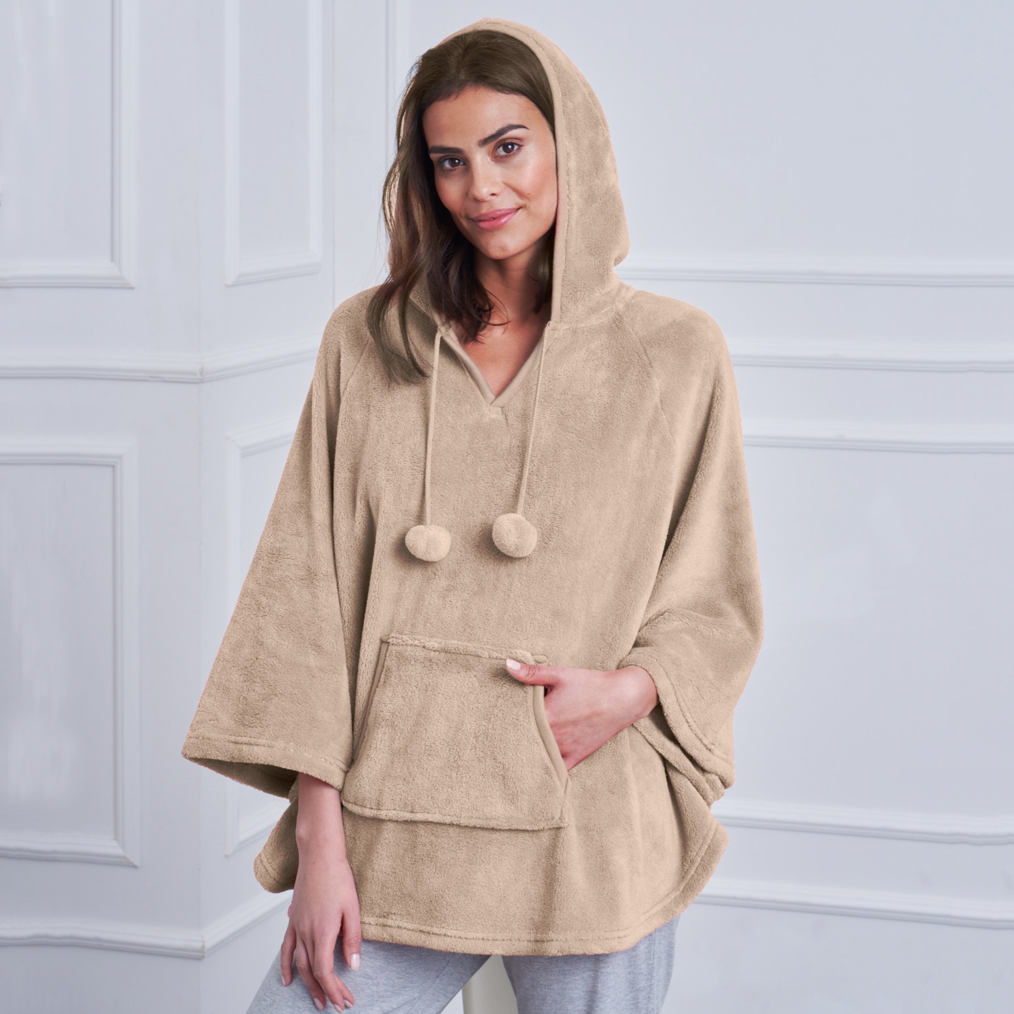Concours Kangourou Chemise De Nuit Pilou Pilou Femme Poncho à