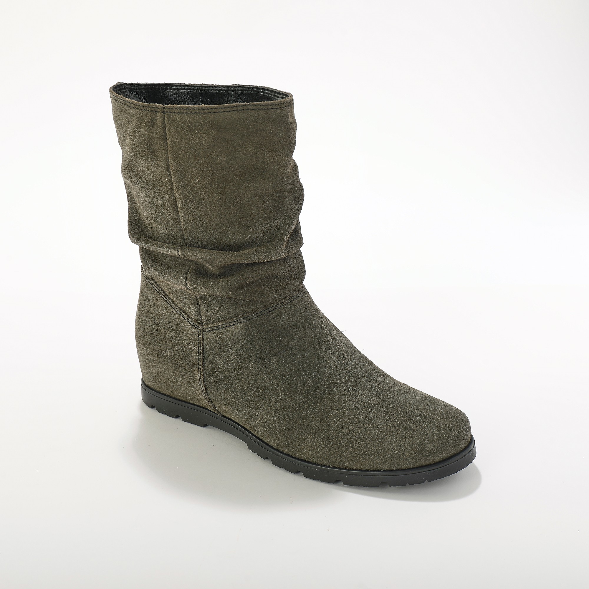 Bottes plissées daim sale