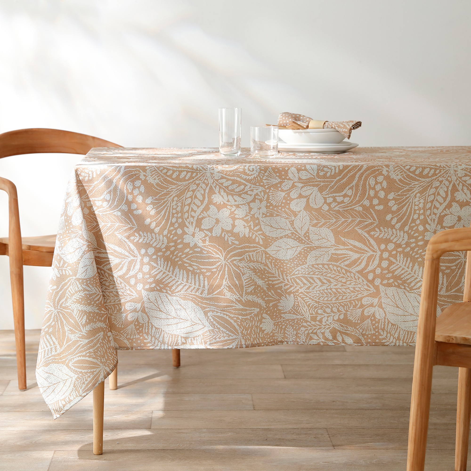 Nappe Anti-taches Motif Floral - Blancheporte
