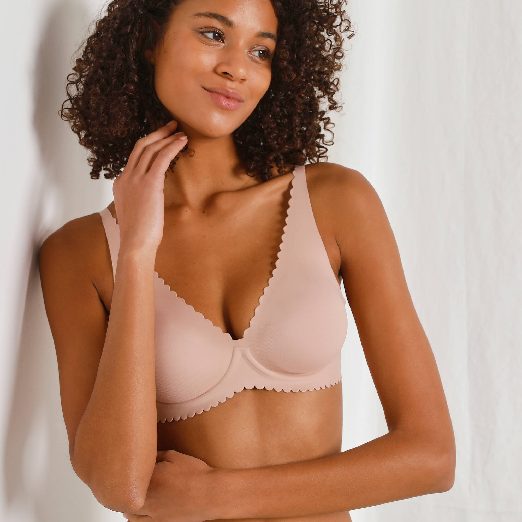 Microfibre Soldes Dim Soutien Gorge Soutien-gorge Minimiseur