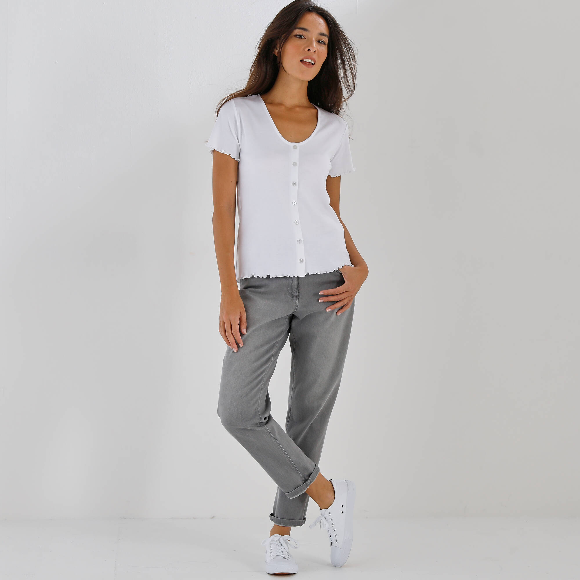 T-shirt col V boutonn finition frisottis - Blancheporte 16$