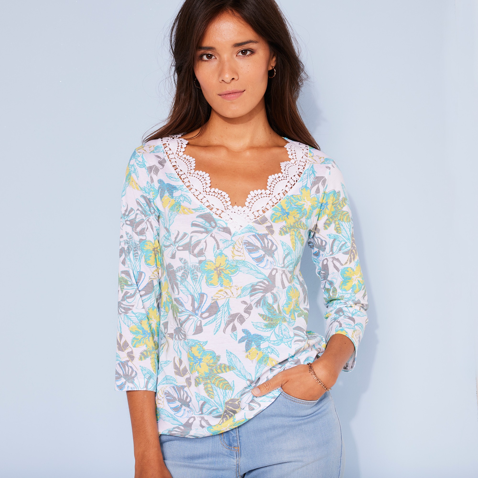 T-shirt Imprimé Col V Macramé, Manches 3/4 - Blancheporte