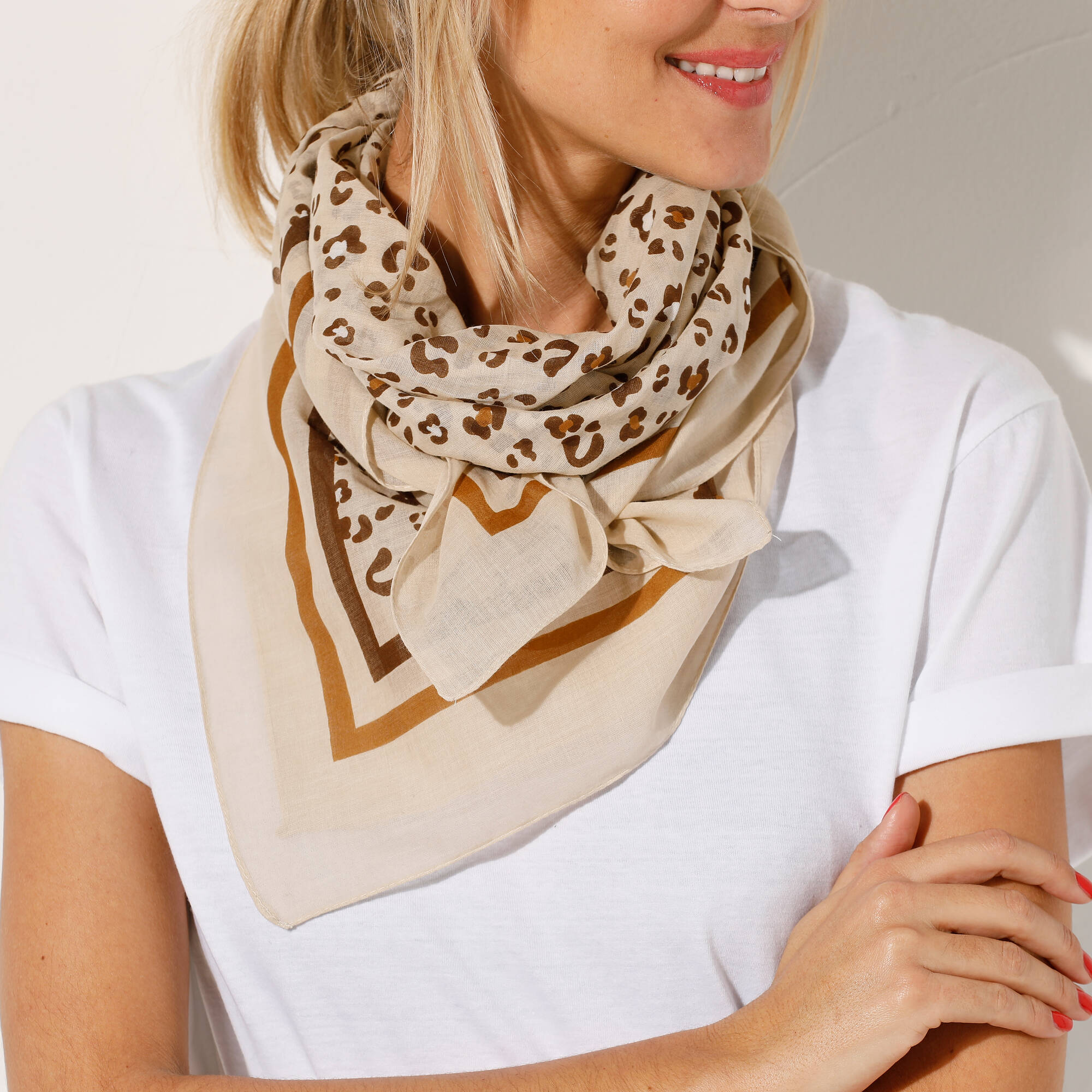 Foulard imprimé léopard - Blancheporte