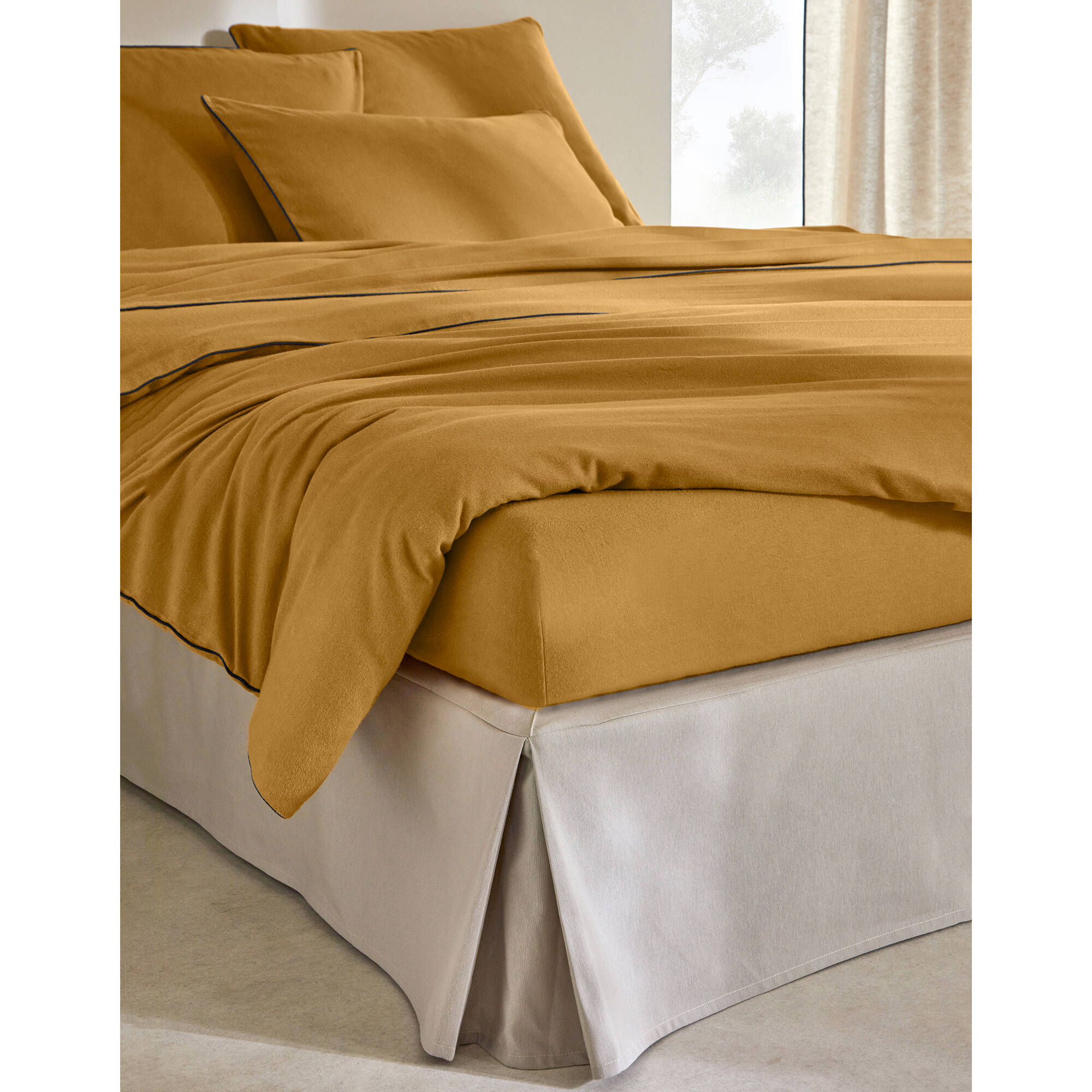 Cache-sommier intégral, collection ''Intemporelle'' - Blancheporte