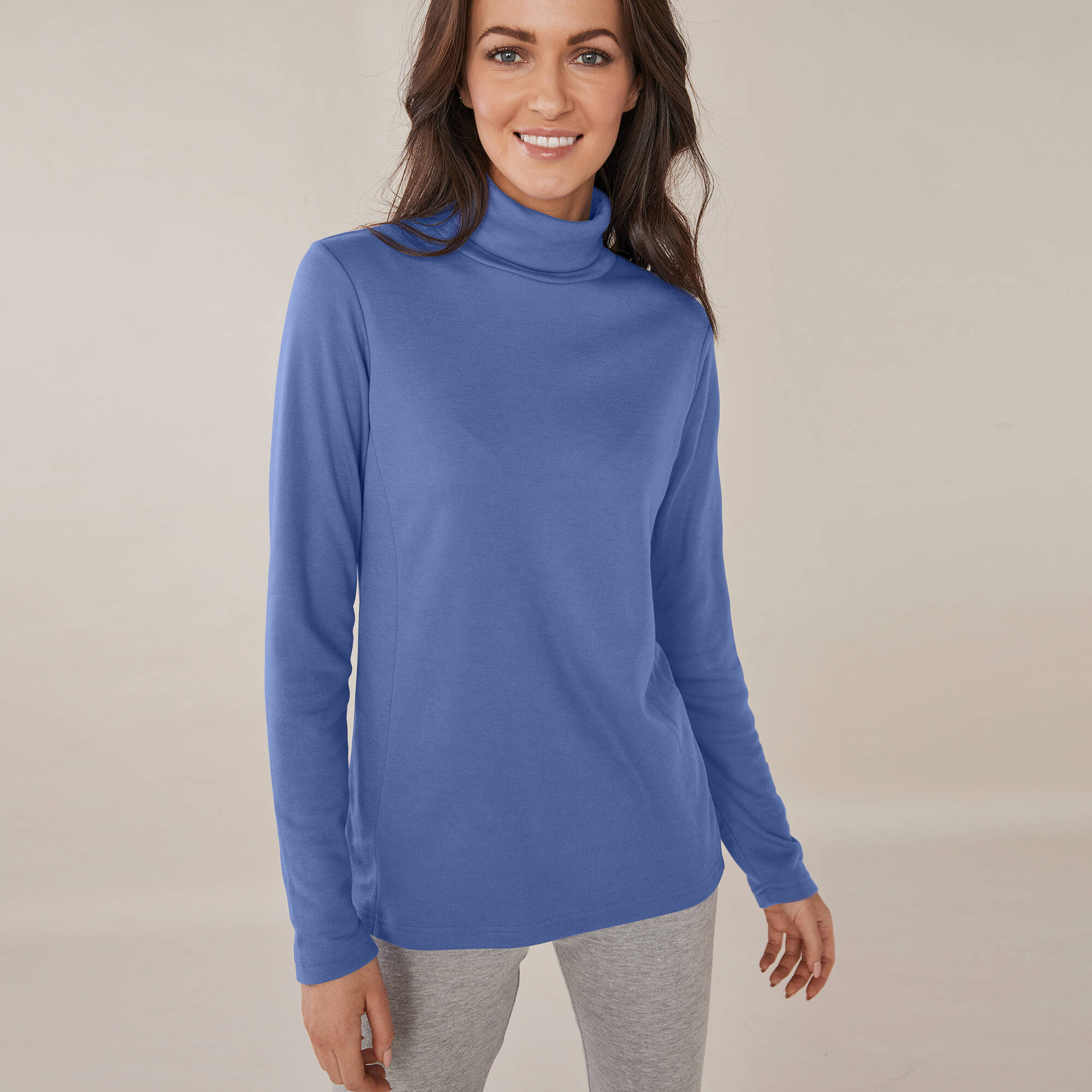 Blanche porte sous pull femme clearance