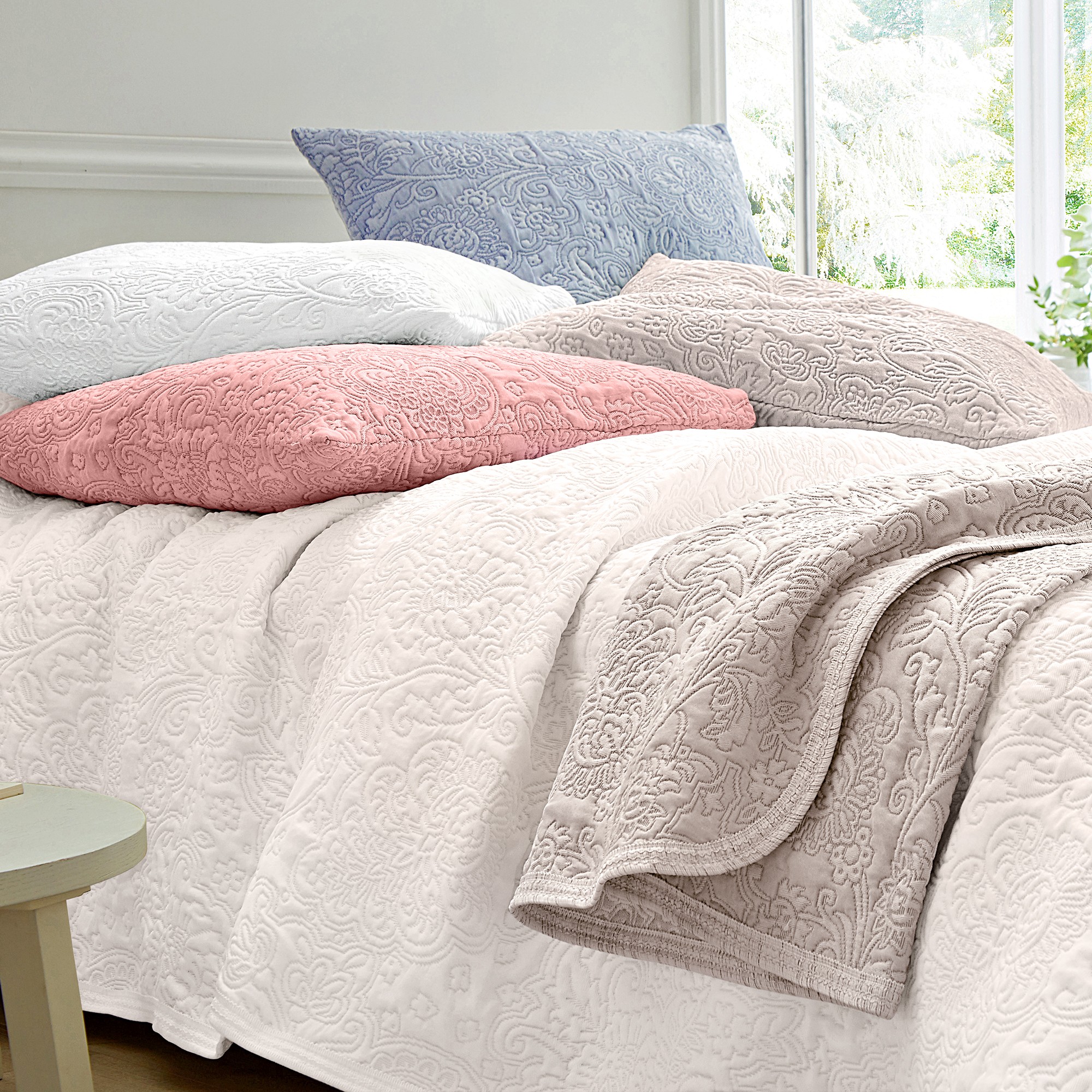 Jeté De Lit Uni Style Boutis Mélissa - Blancheporte