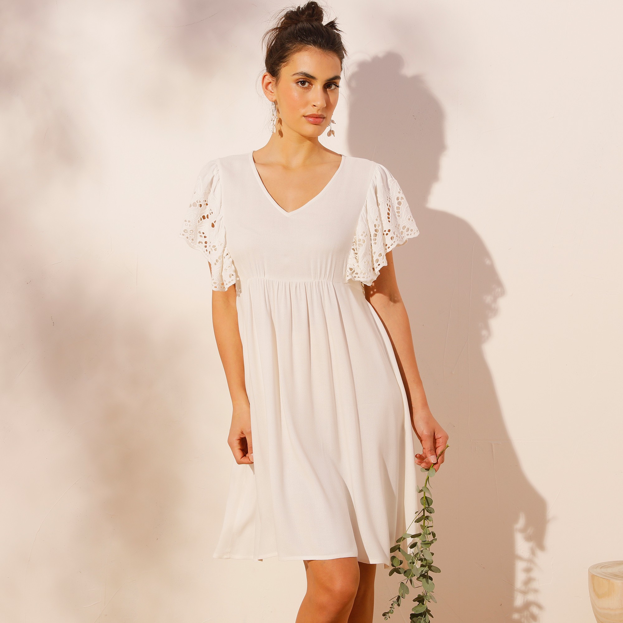 Robe courte manches volantées broderie anglaise - 52 - Écru - Coeur Au Sud