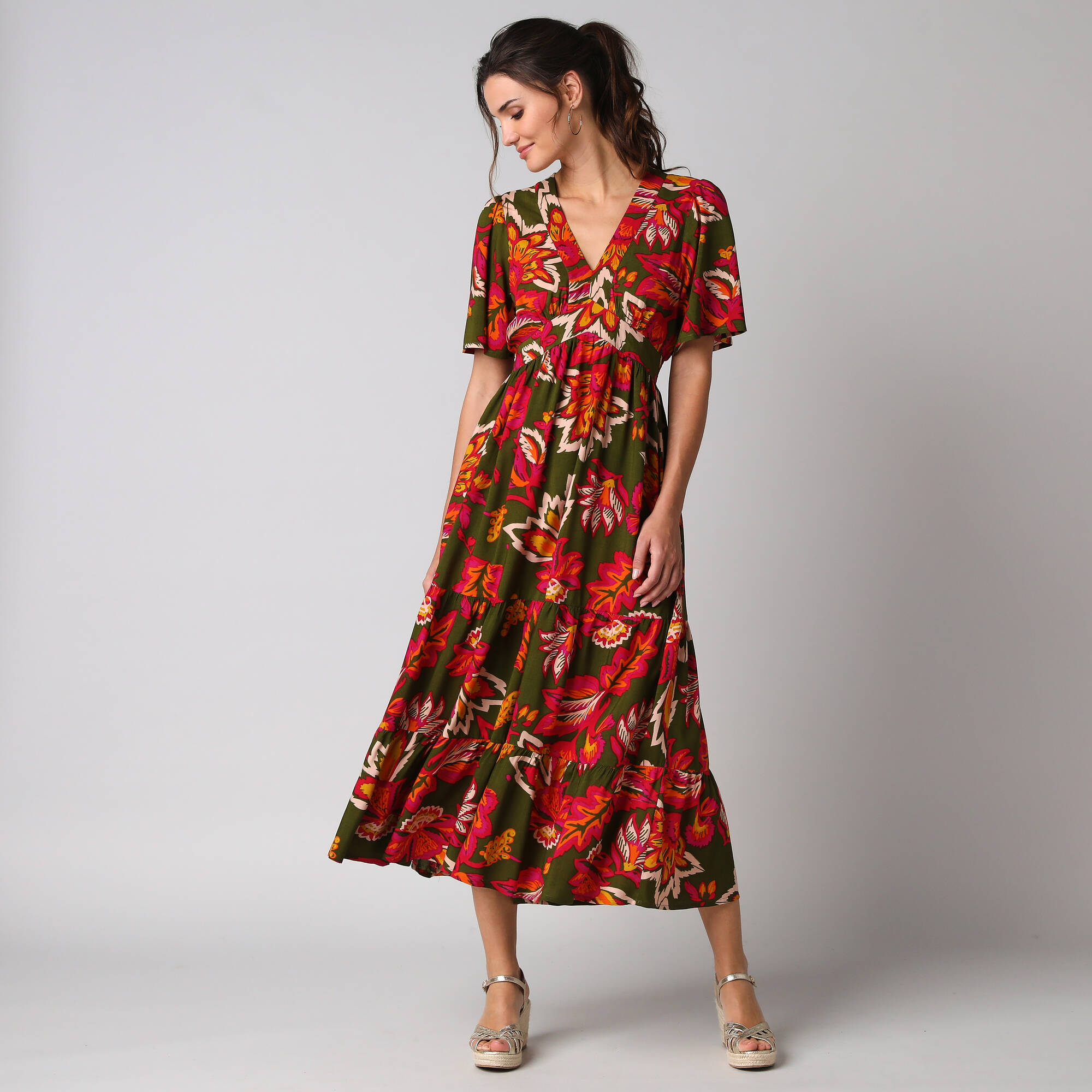 Robe longue volantée imprimée, manches courtes