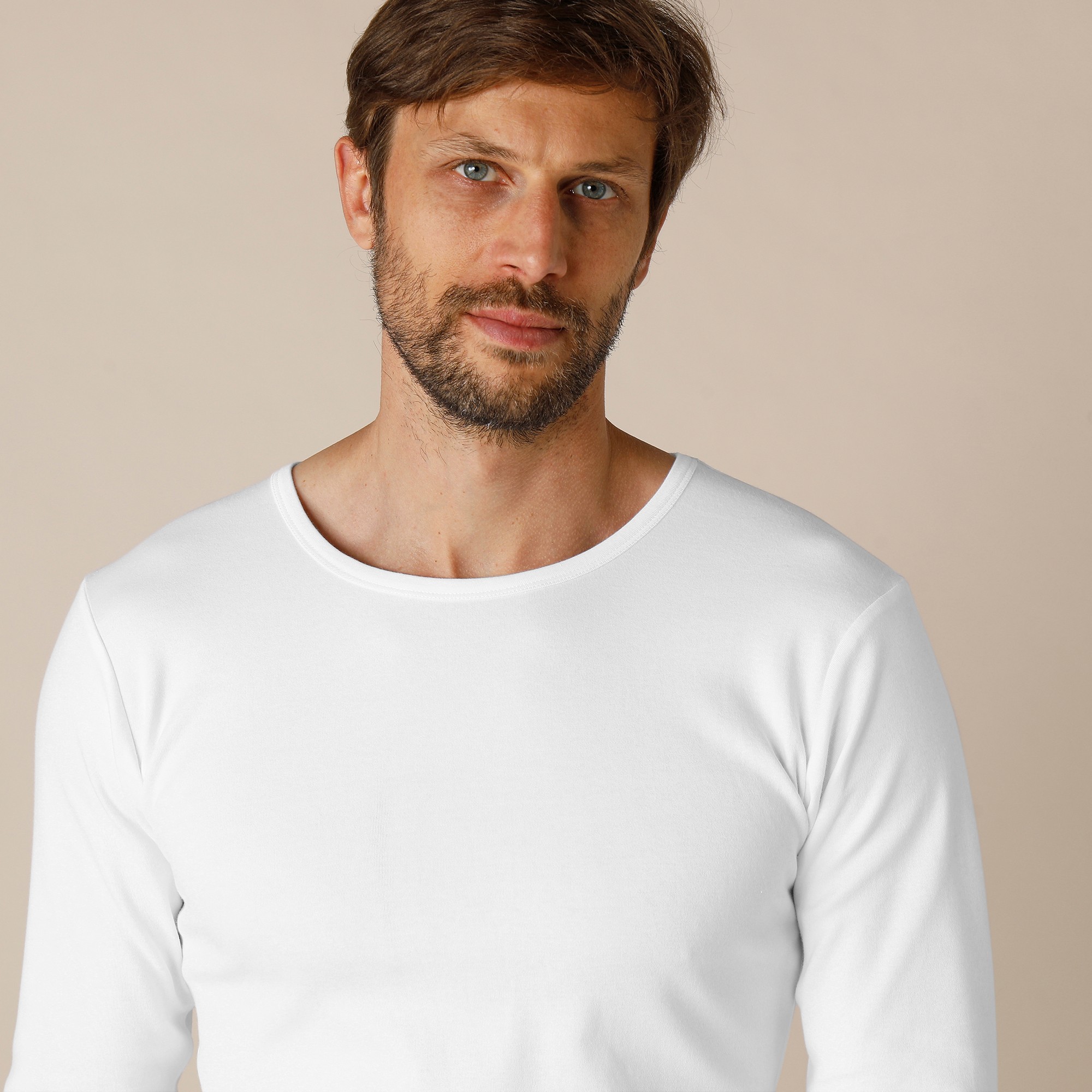 Blanche porte online sous vetements homme