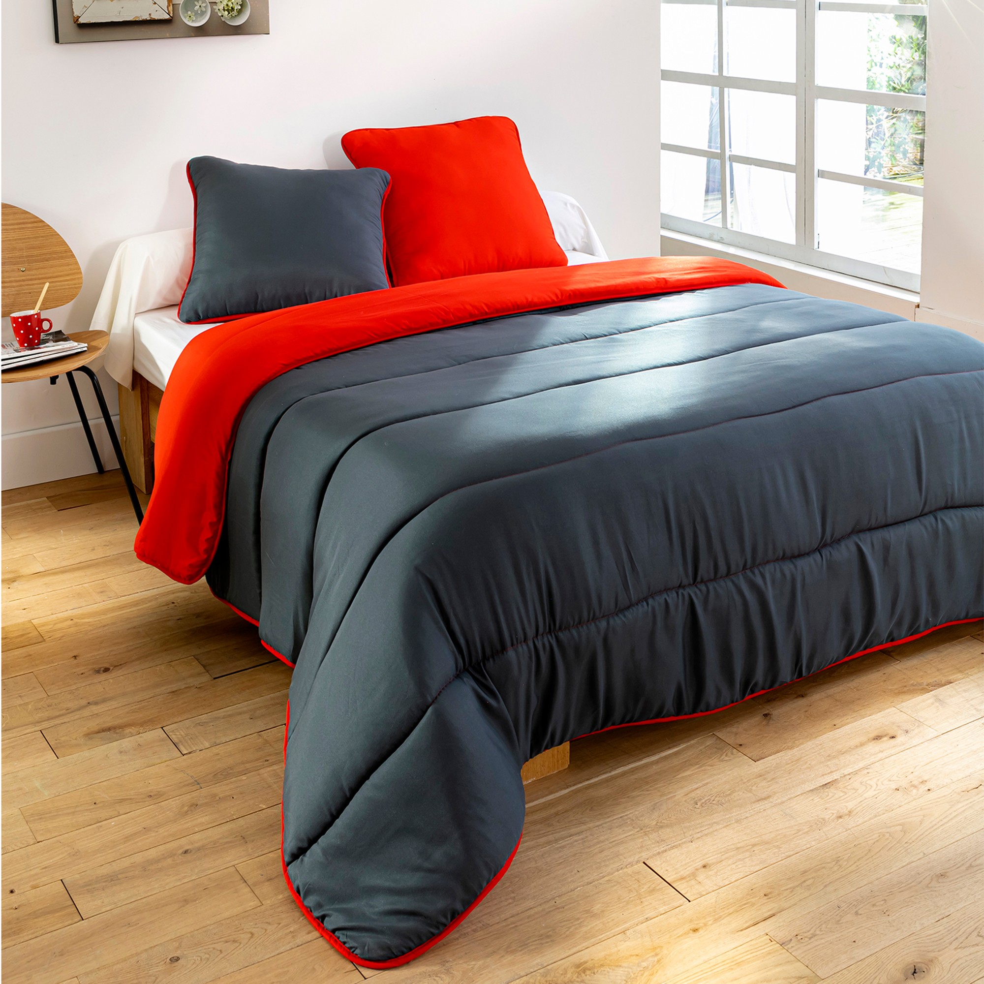 Couette Bicolore Microfibre 350g/m2 - Blancheporte