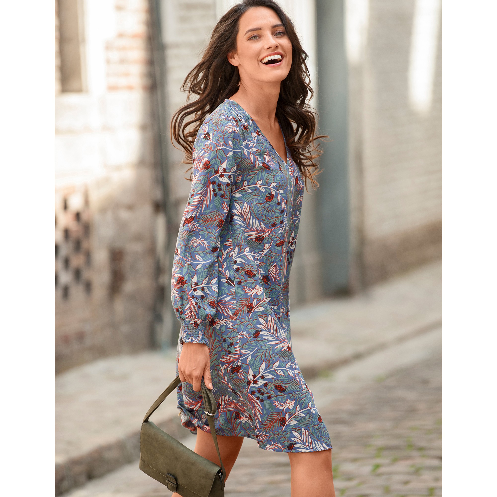 blanche porte robe
