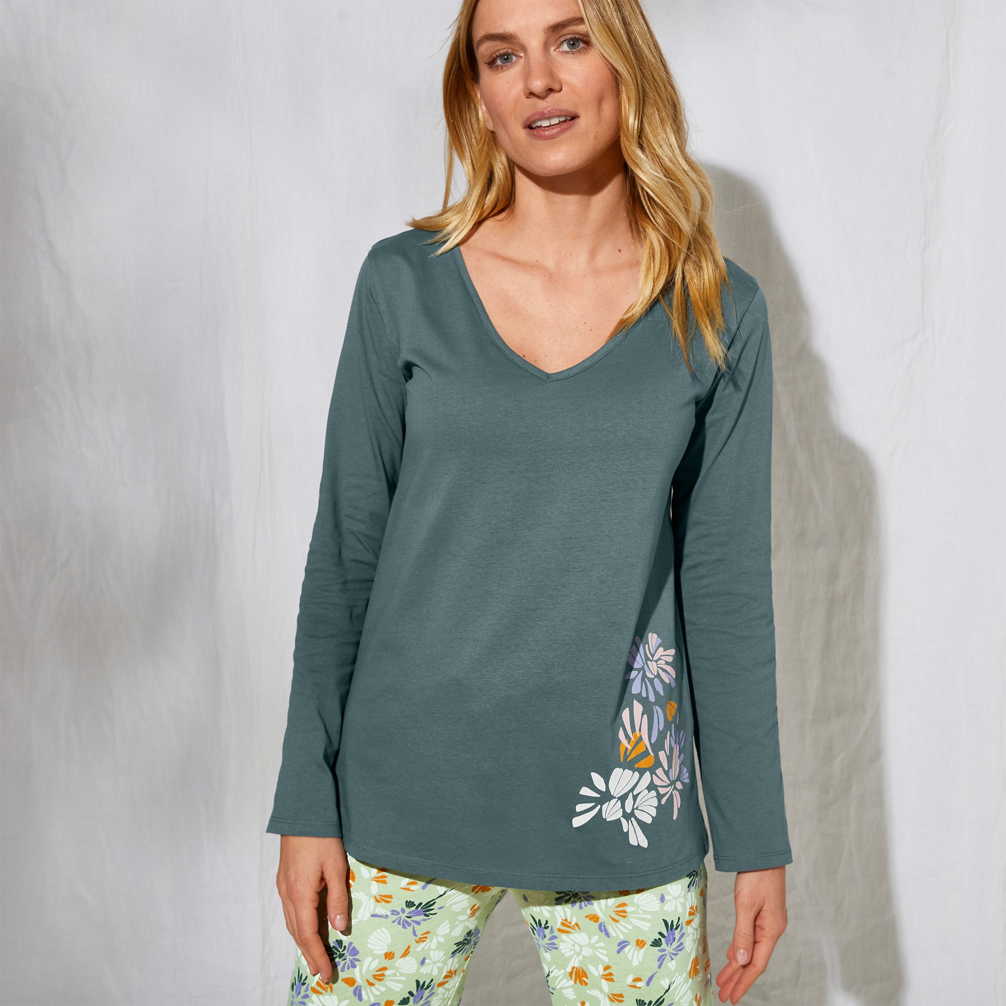 Tee-shirt Pyjama Manches Longues Imprimé Placé pétales De Fleurs - Blancheporte