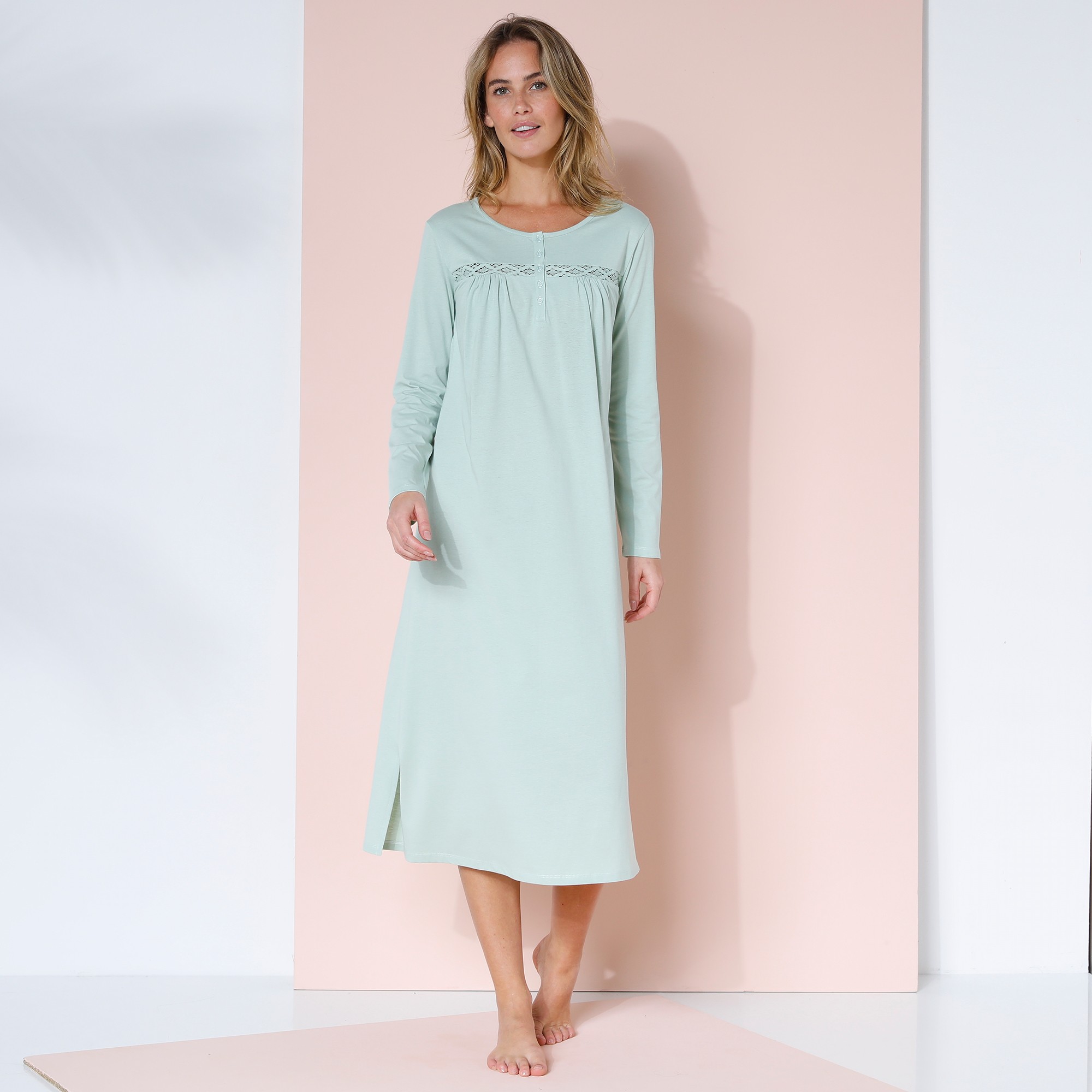 Chemise de nuit longue manches longues unie