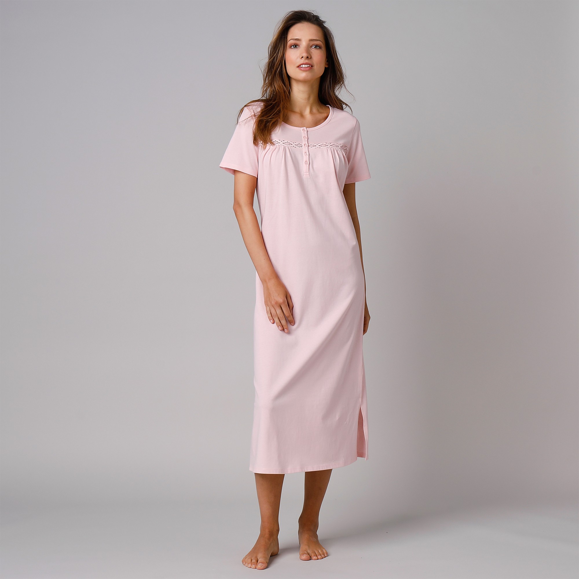 Chemise de nuit longue manches courtes unie