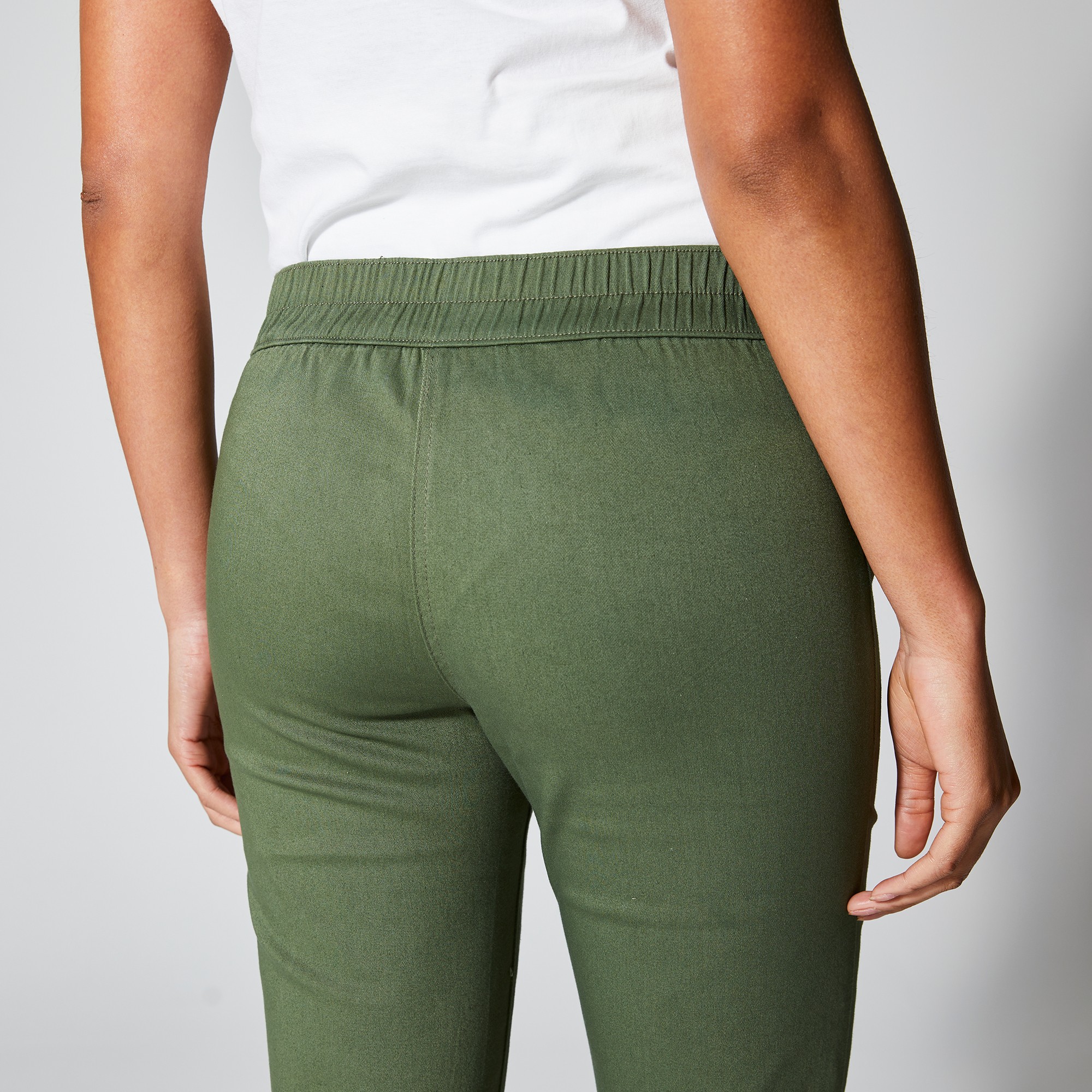 Pantacourt toile stretch effet ventre plat kaki Blancheporte