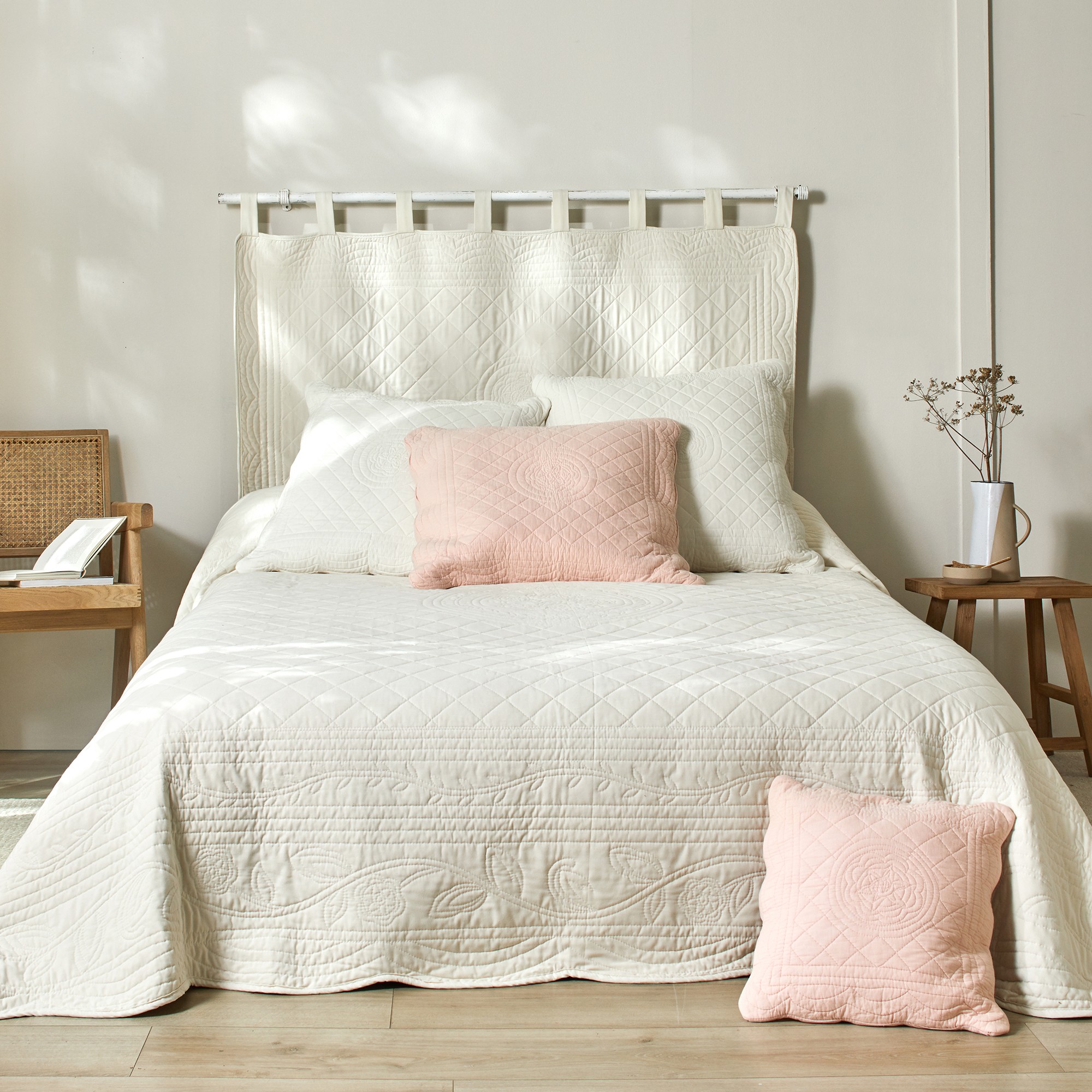 Couvre-lit uni style boutis Cassandre - Jeté De Lit 2 Personnes : 220x240cm - Écru - Colombine