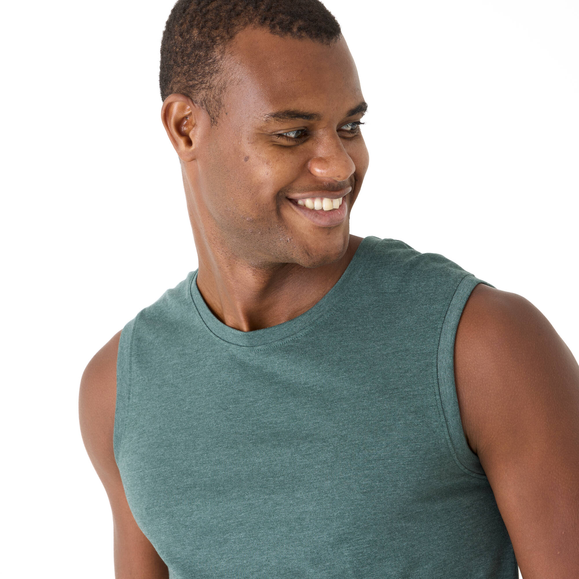 T-shirt uni col rond sans manches - Blancheporte 10€