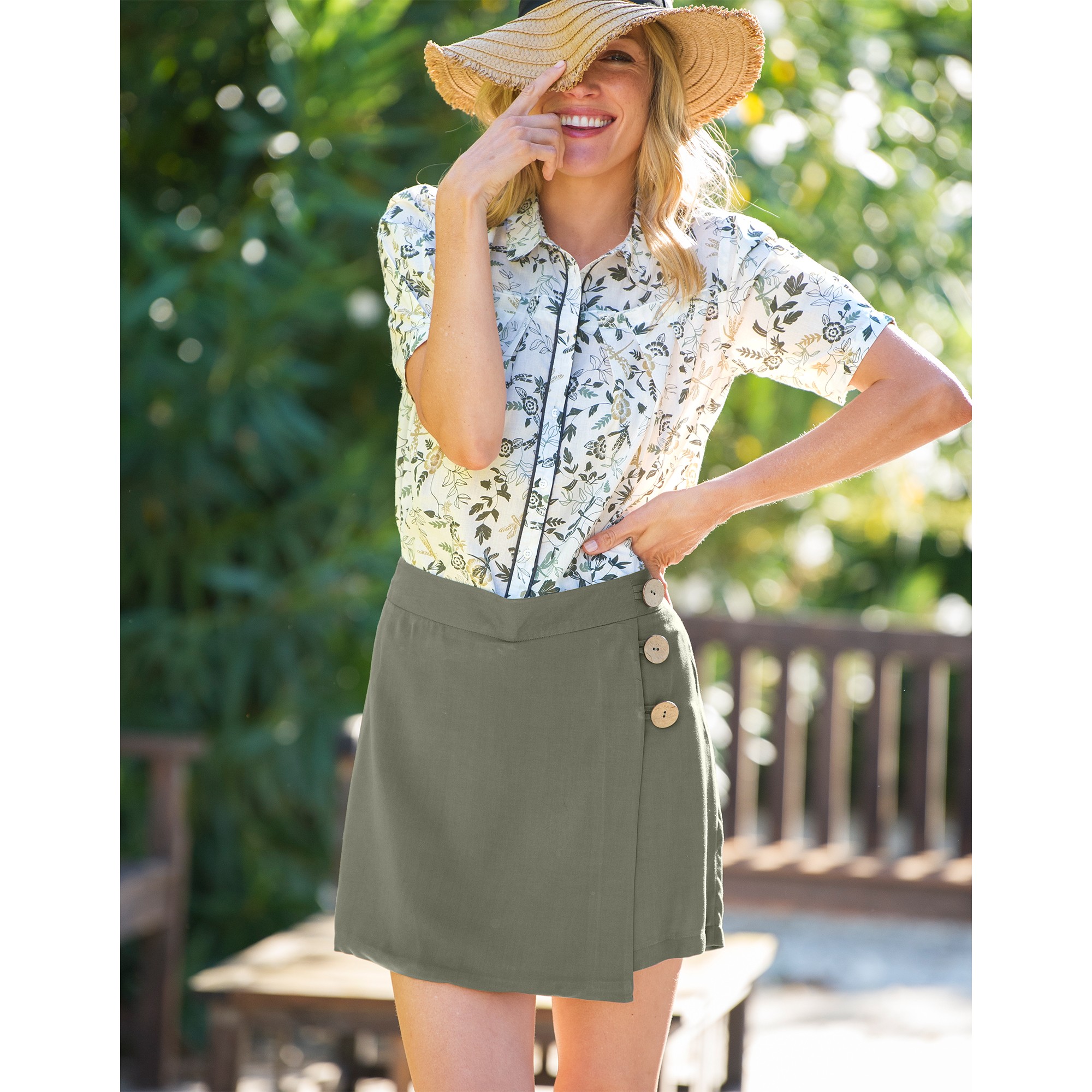 Short jupette femme sale