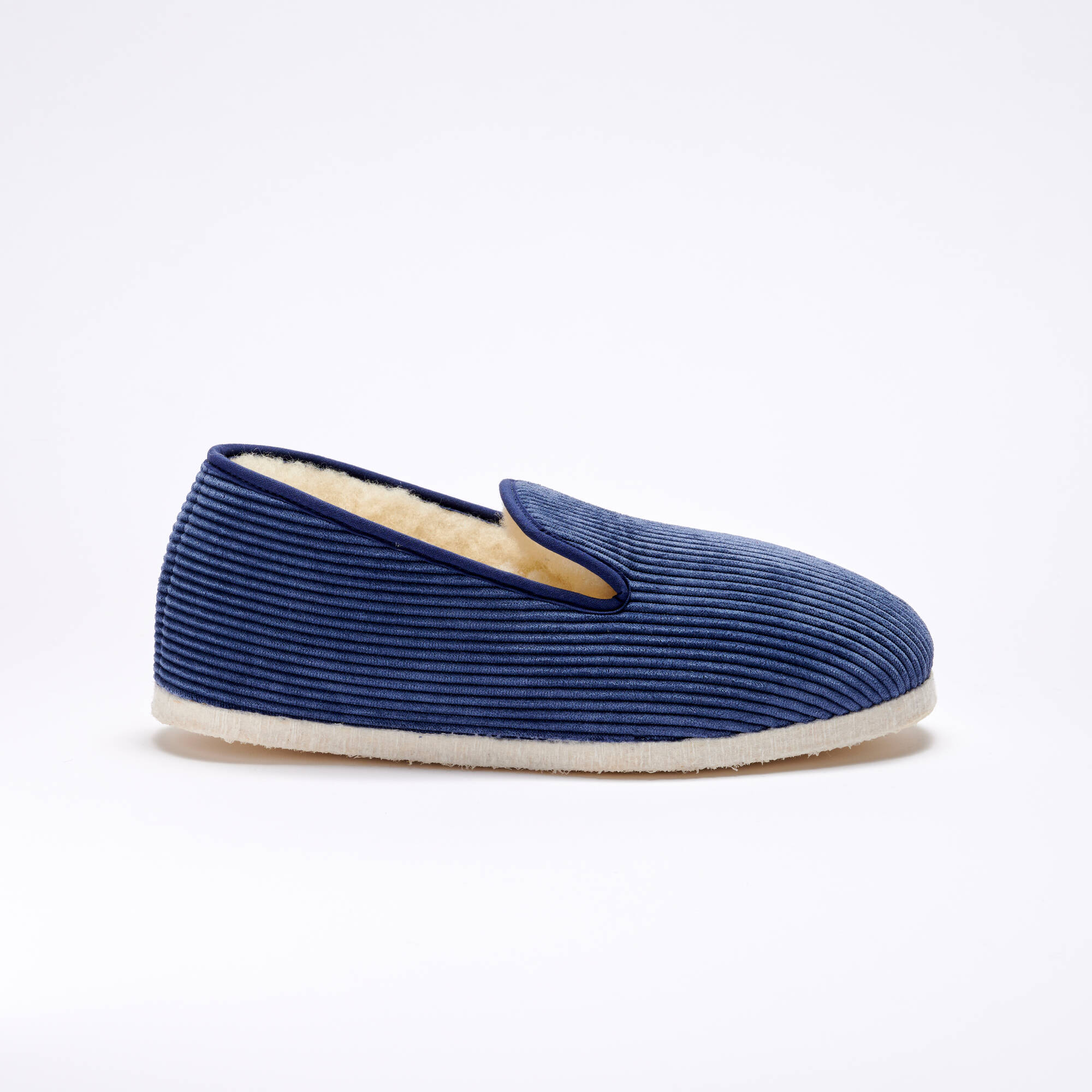 Charentaises silencieuses velours fourres laine - Blancheporte 45$