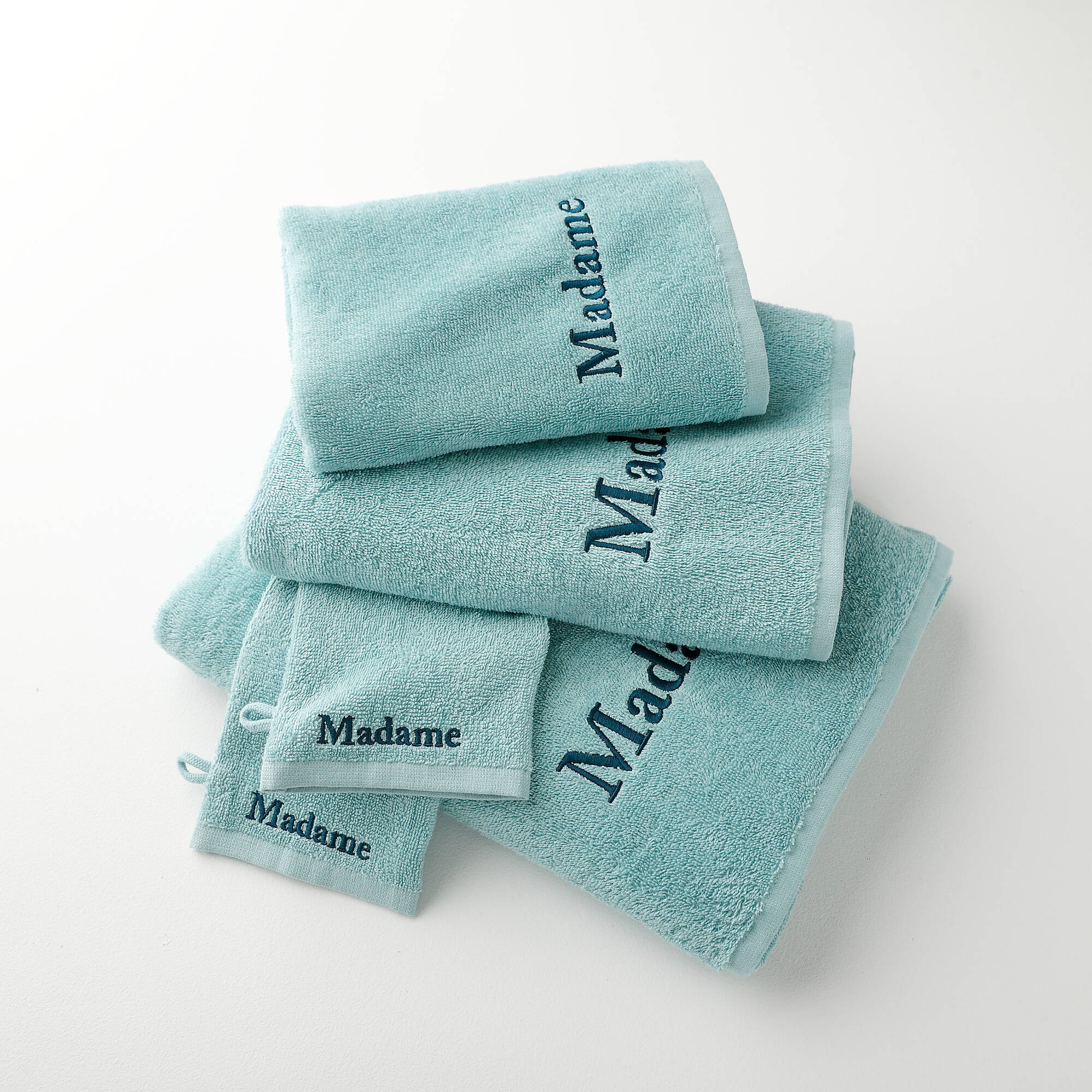 Collection serviettes de bain 420 g/m² brodées ''MADAME'' - Blancheporte