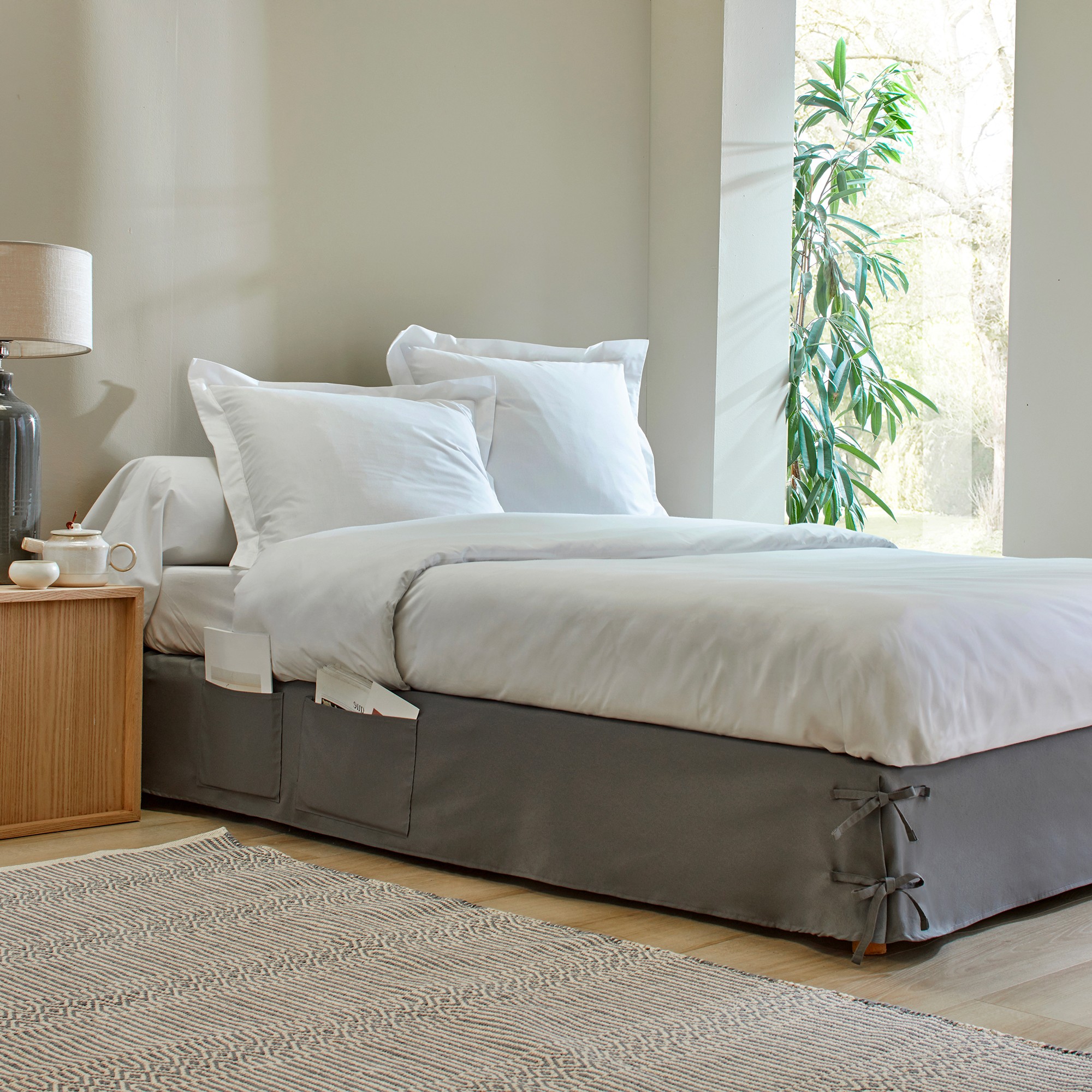 Cache-sommier Intégral À Volant Et À Nouettes Avec Poches - Blancheporte