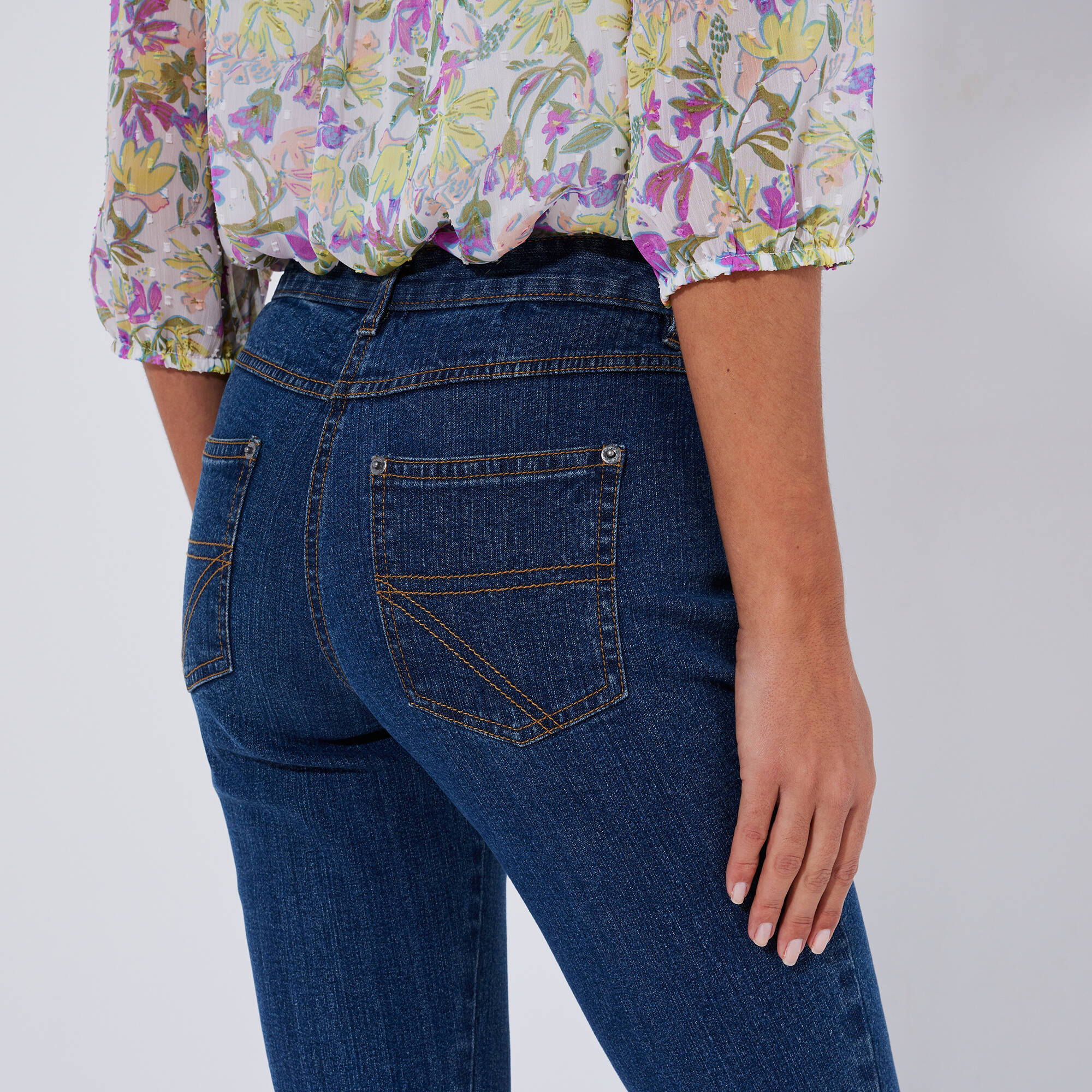 Jean droit - moyenne stature - Blancheporte 28$
