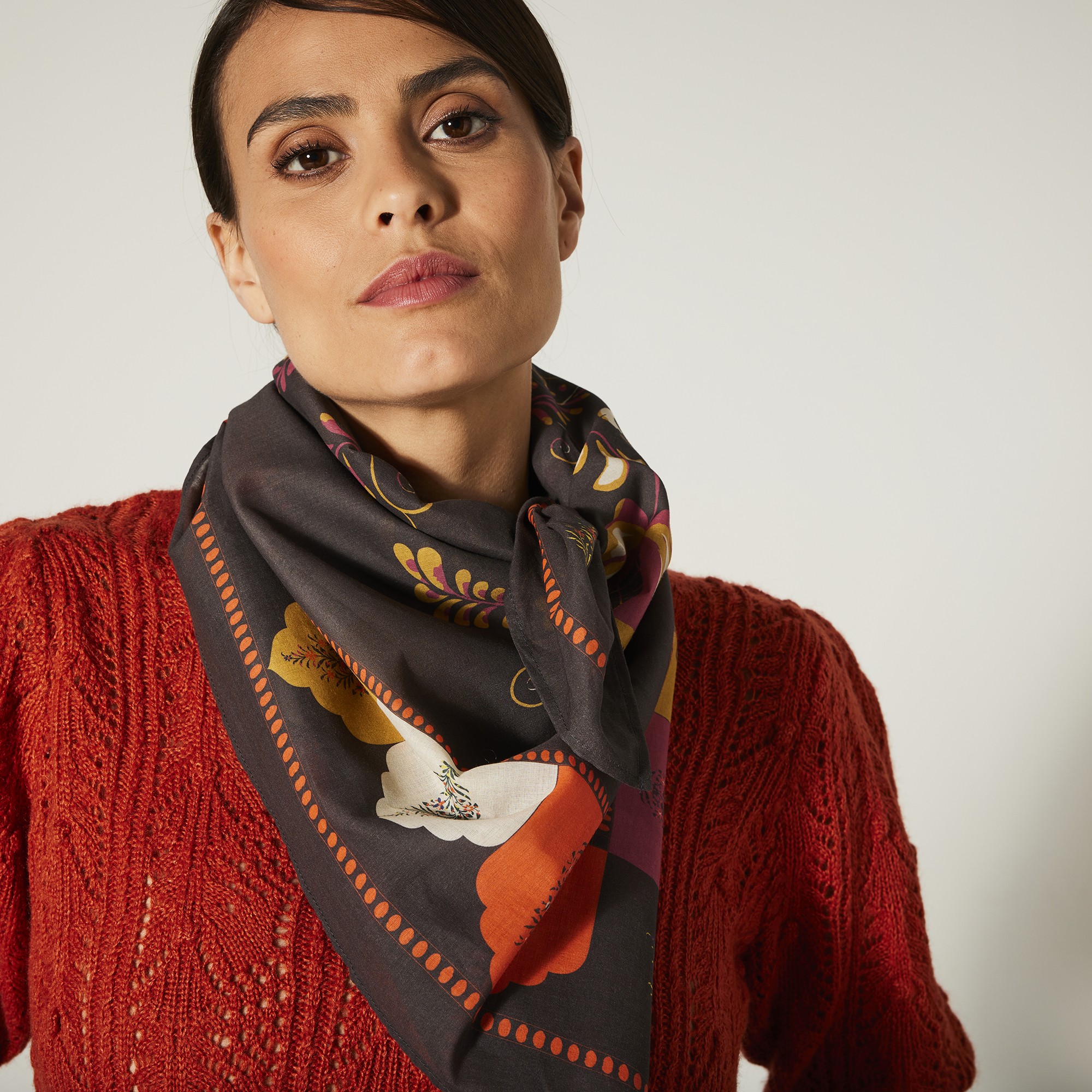 Foulard Confectionné En France Imprime? Fleurs 100 X 100 Cm - Coton - Blancheporte