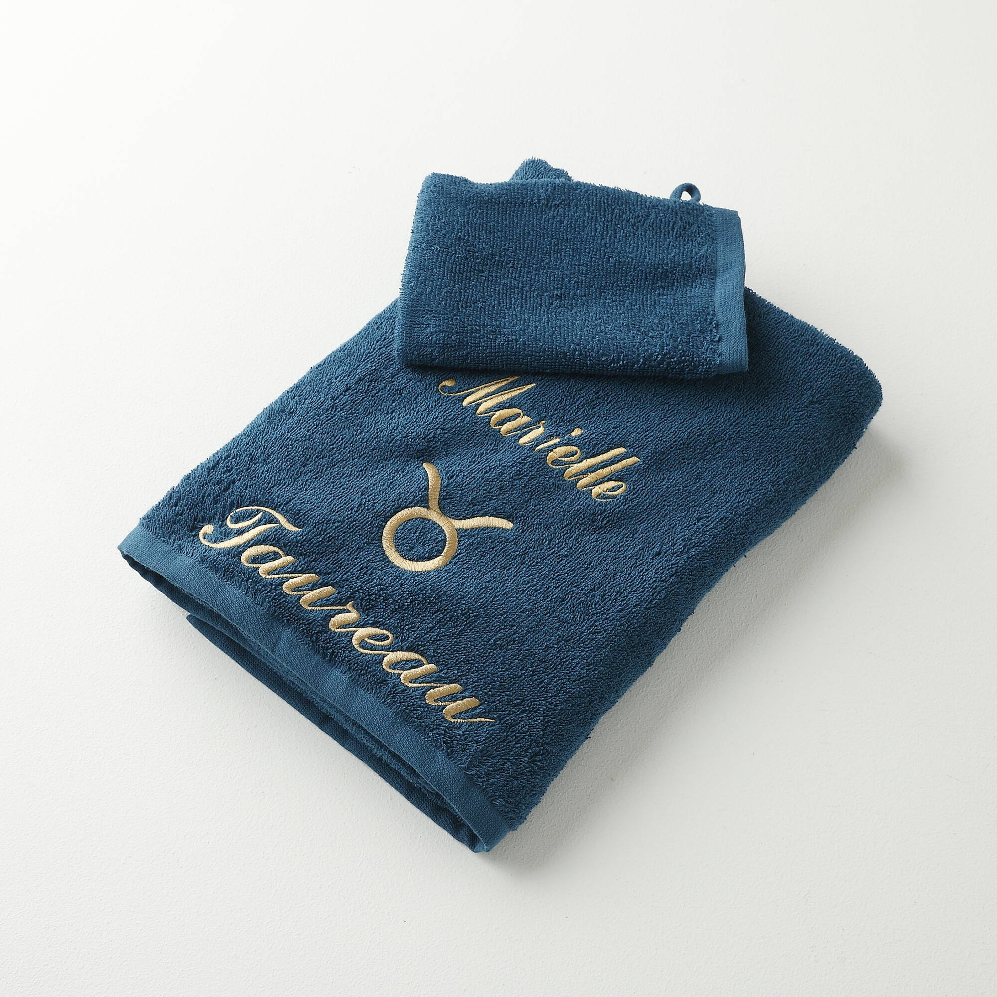 Serviettes de bain brodées Taureau personnalisable - 420g/m2 - Blancheporte