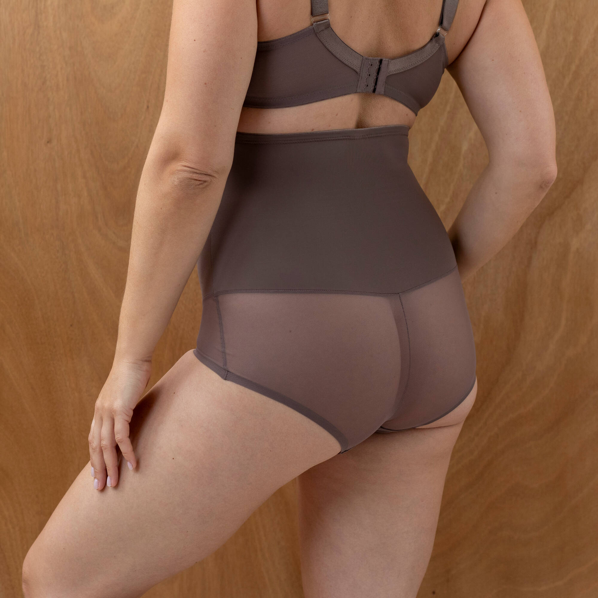 Culotte taille haute maille et tulle gainant - Blancheporte 28 €