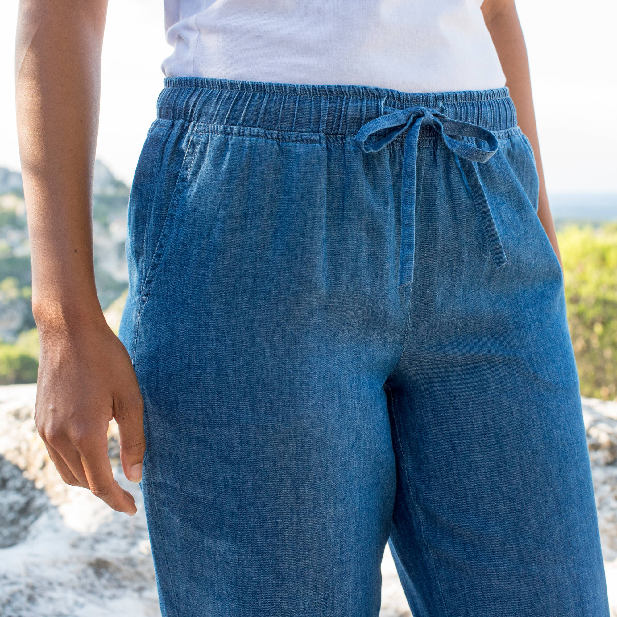 Jean lger coupe mom taille lastique - Blancheporte 38 €