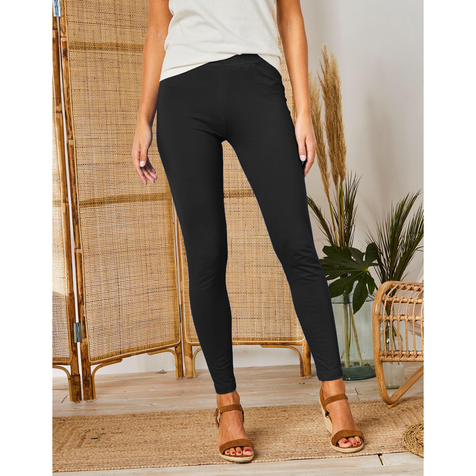 Blanche porte new arrivals legging grande taille