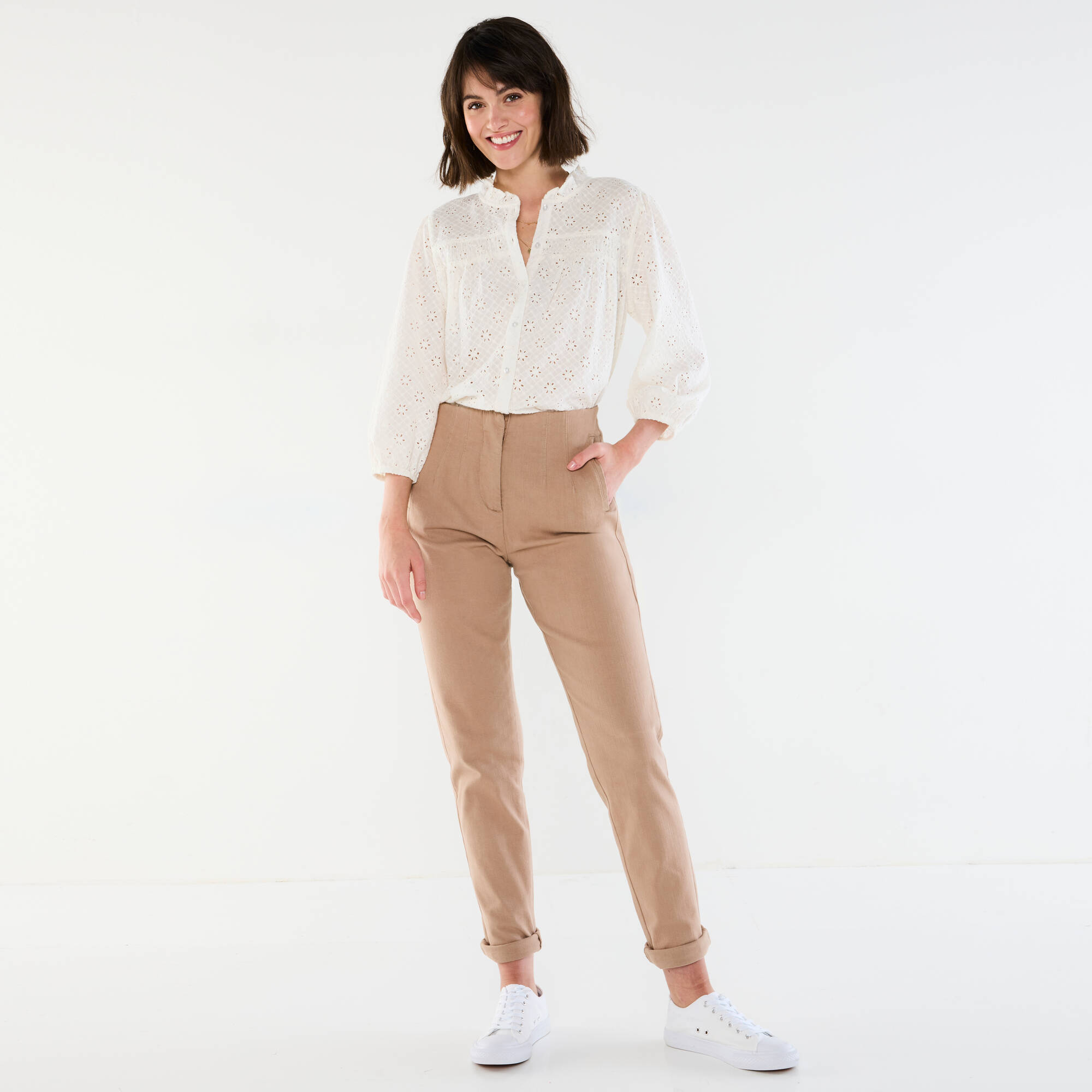 Chemisier broderie anglaise smocks et col volant - Blancheporte 33$