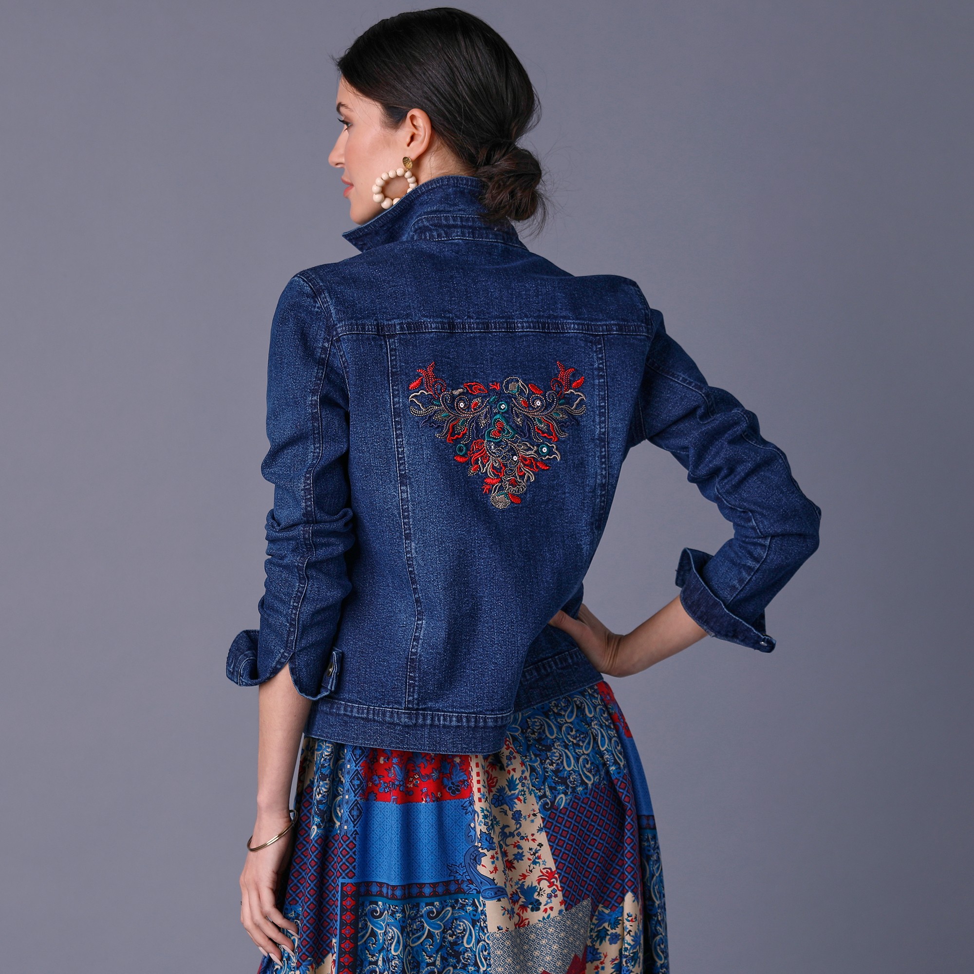 Veste en jean broderie dos deals