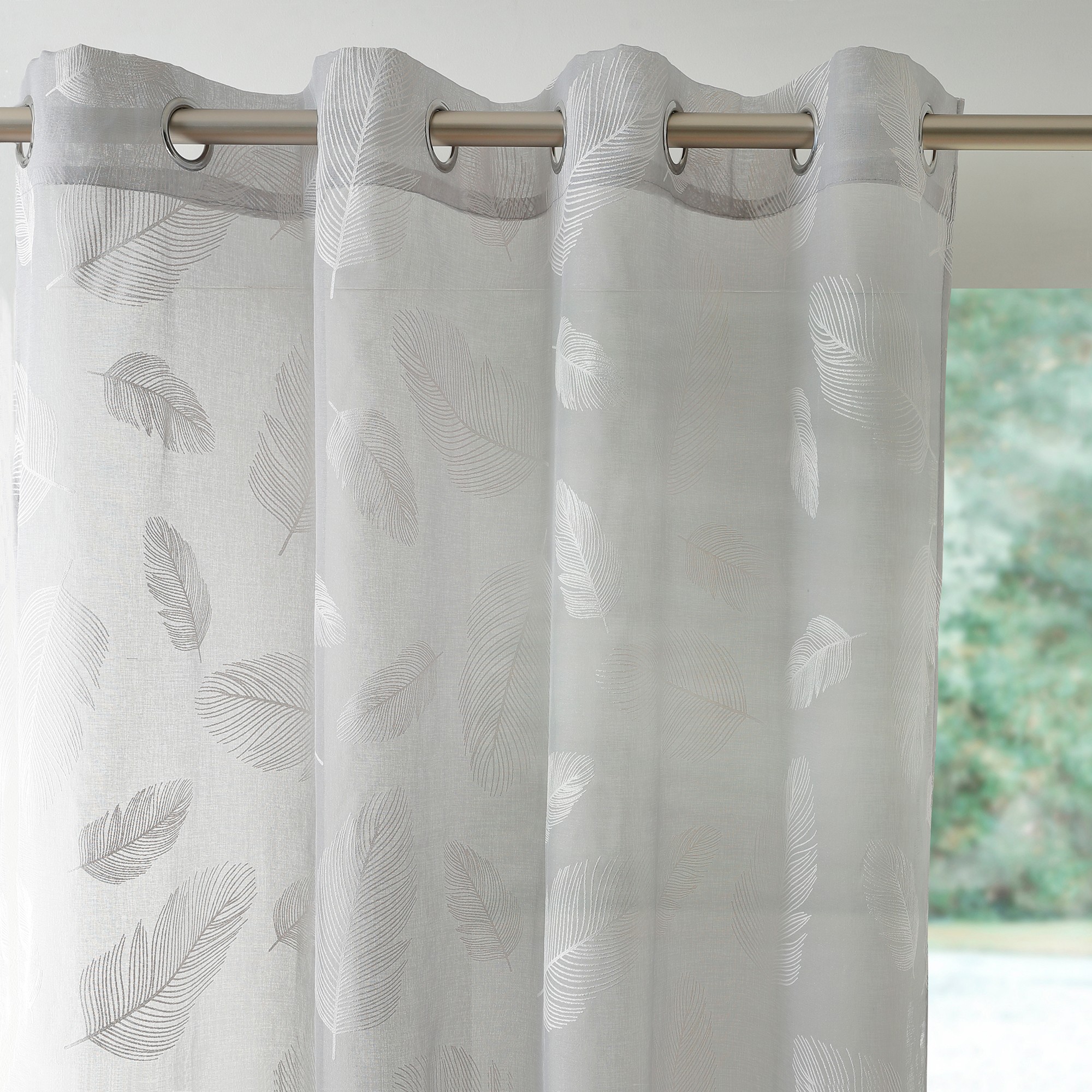 Voilage Motif Plumes - Finition Œillets - Blancheporte