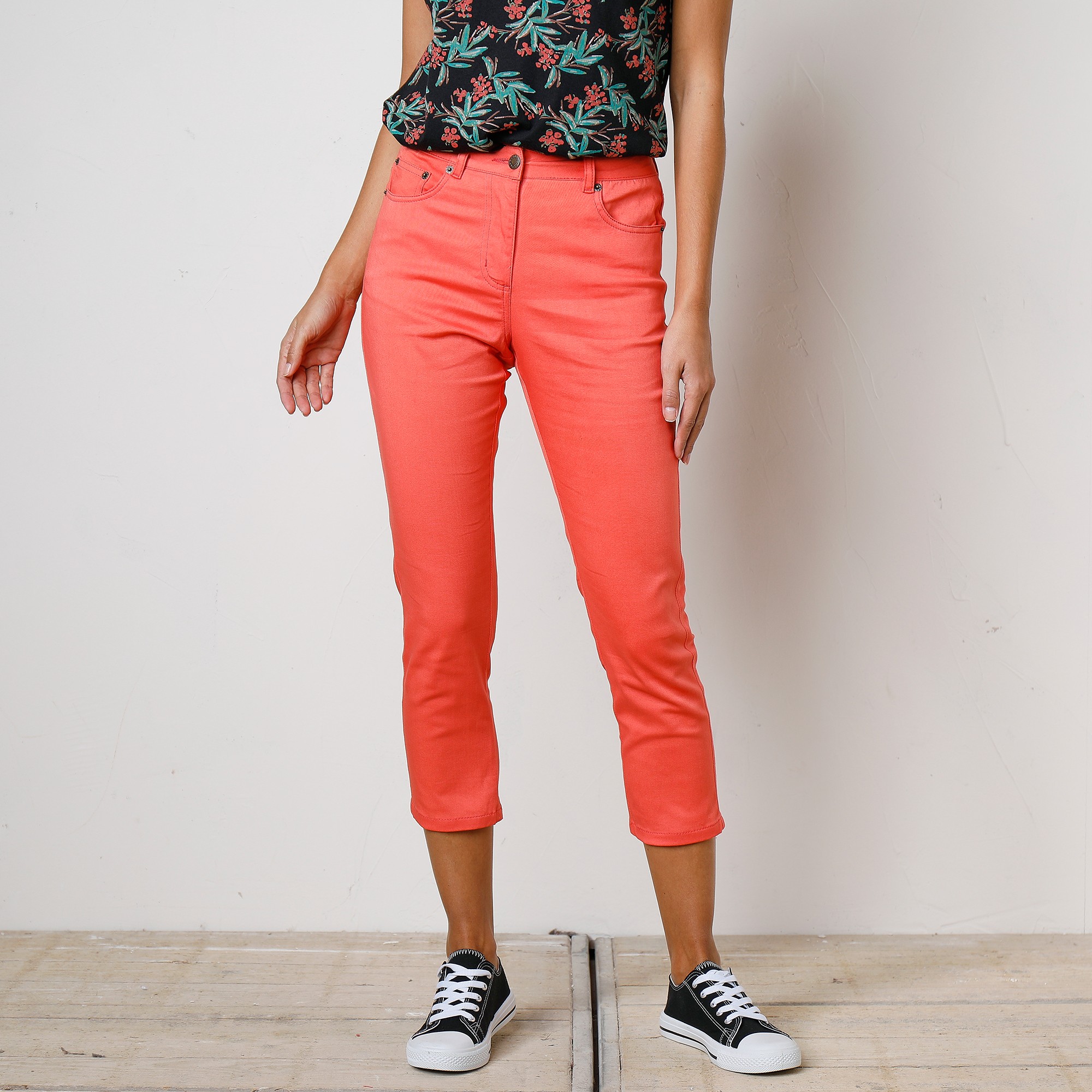 Pantacourt Coupe Fuselée Couleur - Blancheporte