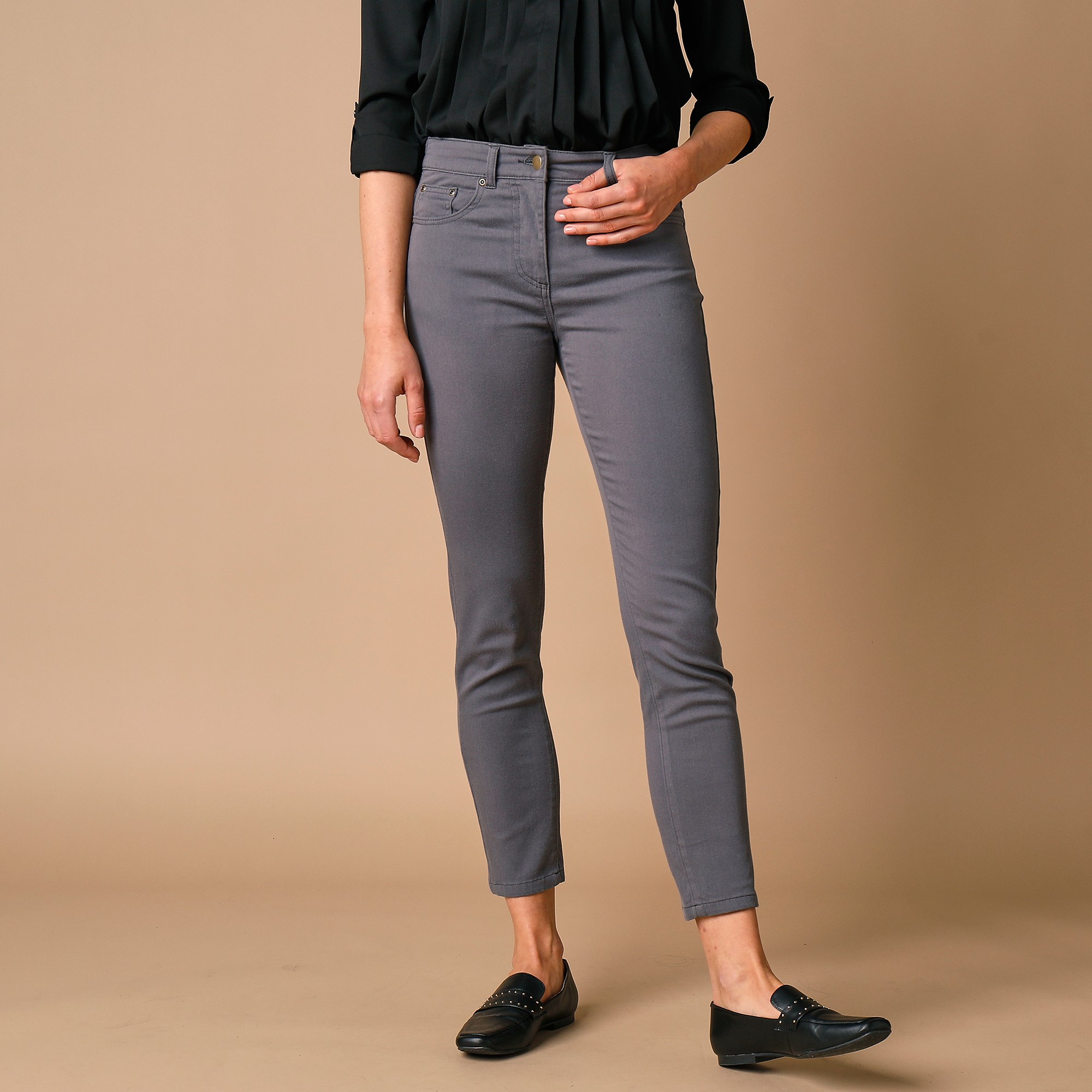 Pantalon fuseau hot sale femme blancheporte