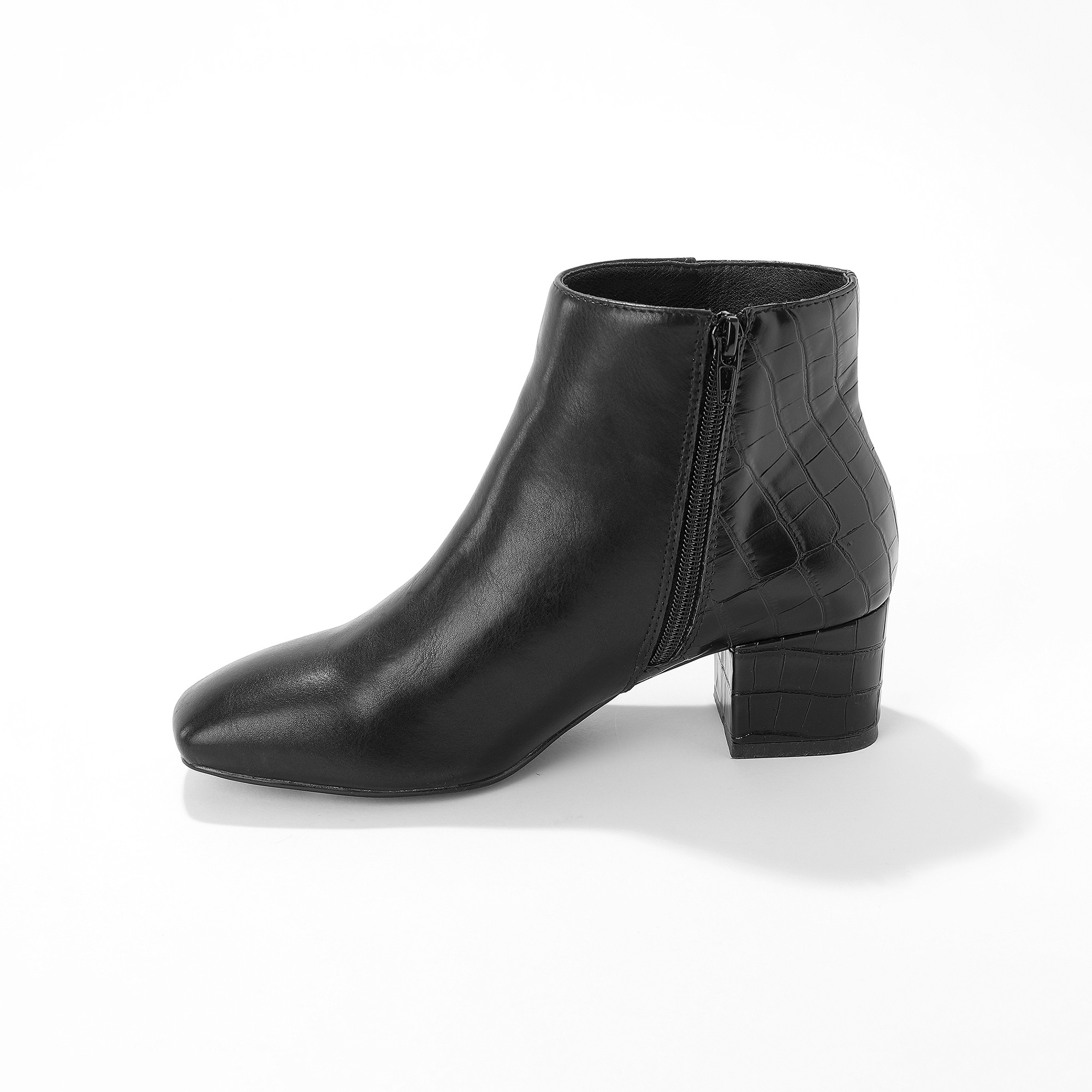 Blanche porte bottes shop