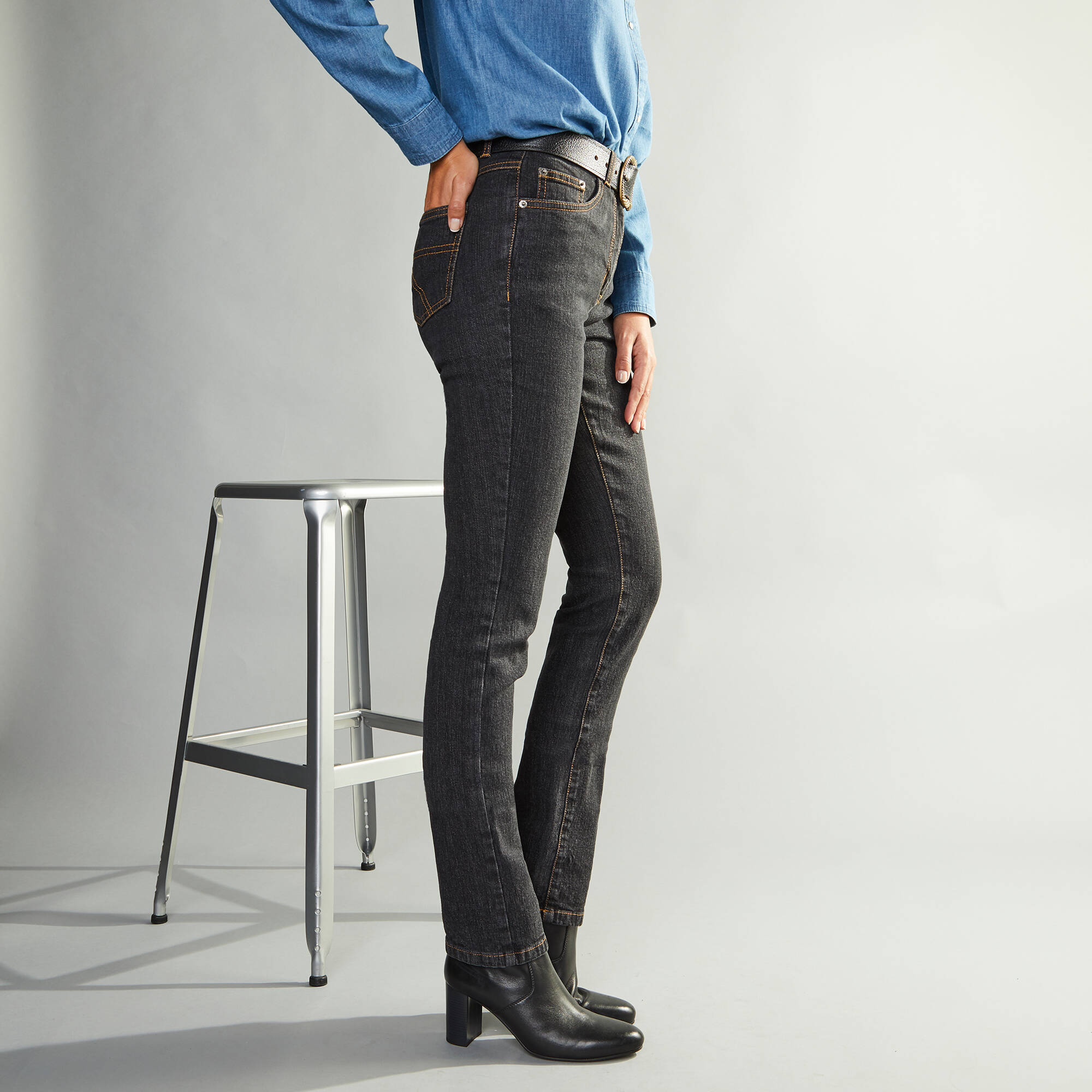 Jean droit - moyenne stature - Blancheporte 28$