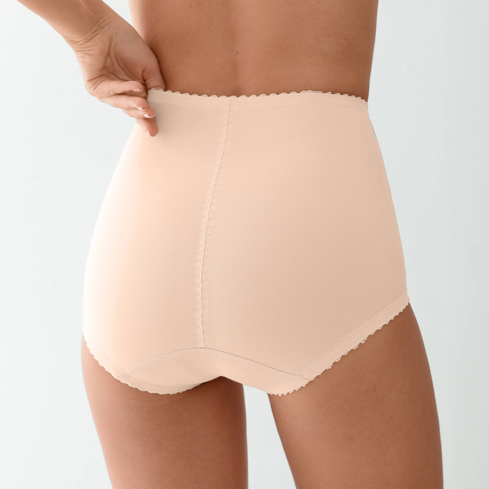 Gaine-culotte Incroyable - maintien intense - Blancheporte 75$
